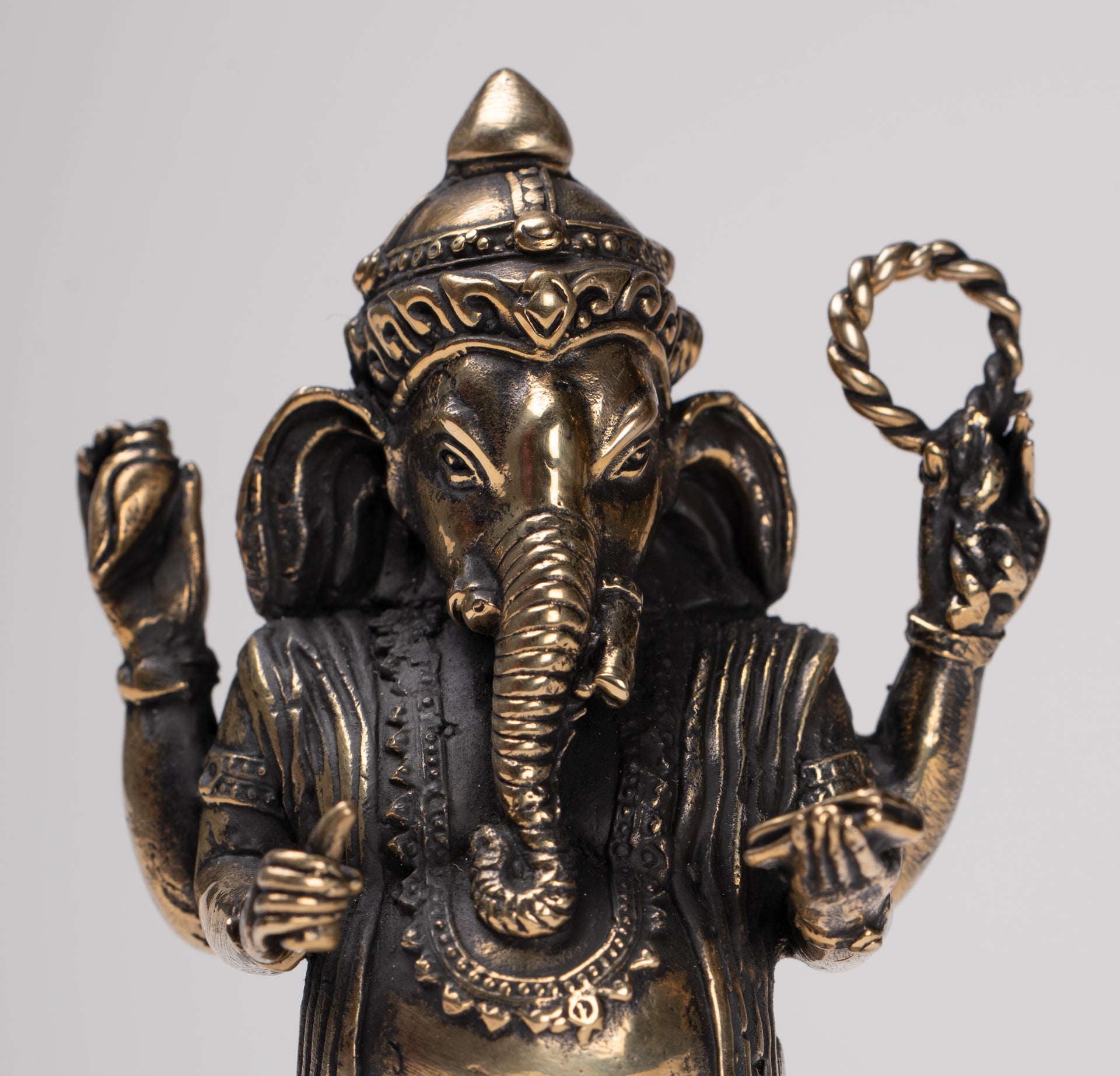 Ganesha Statue - Antique Thai Style Standing Black 4-Arm Ganesha Statue - 12cm/5"