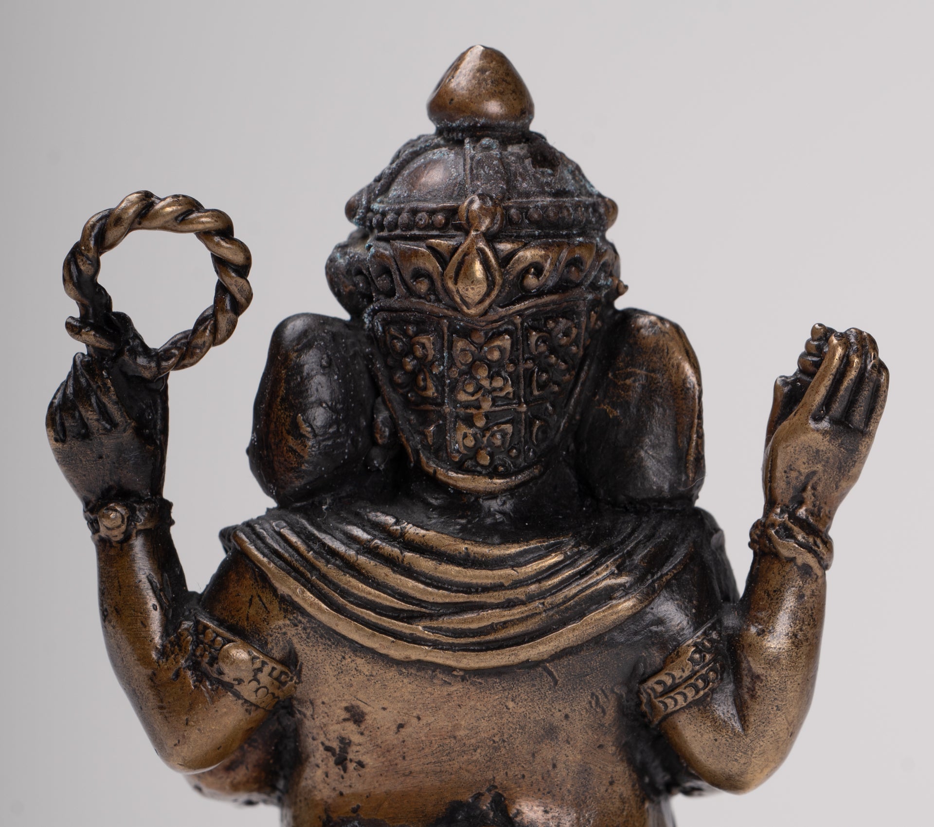 Ganesha Statue - Antique Thai Style Standing Black 4-Arm Ganesha Statue - 12cm/5"