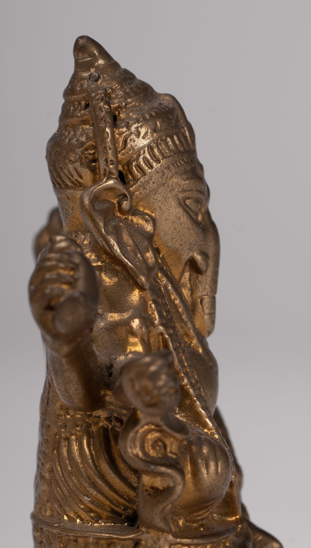 Ganesha Statue - Antique Thai Style Bronze Seated Gold Ganesha Statue - 8cm/3"