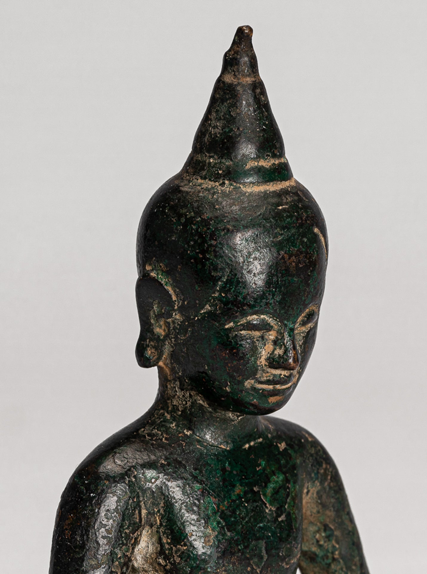 Buddha Statue - Antique Khmer Style Bronze Meditation Phnom Da Buddha Statue - 15cm/6"