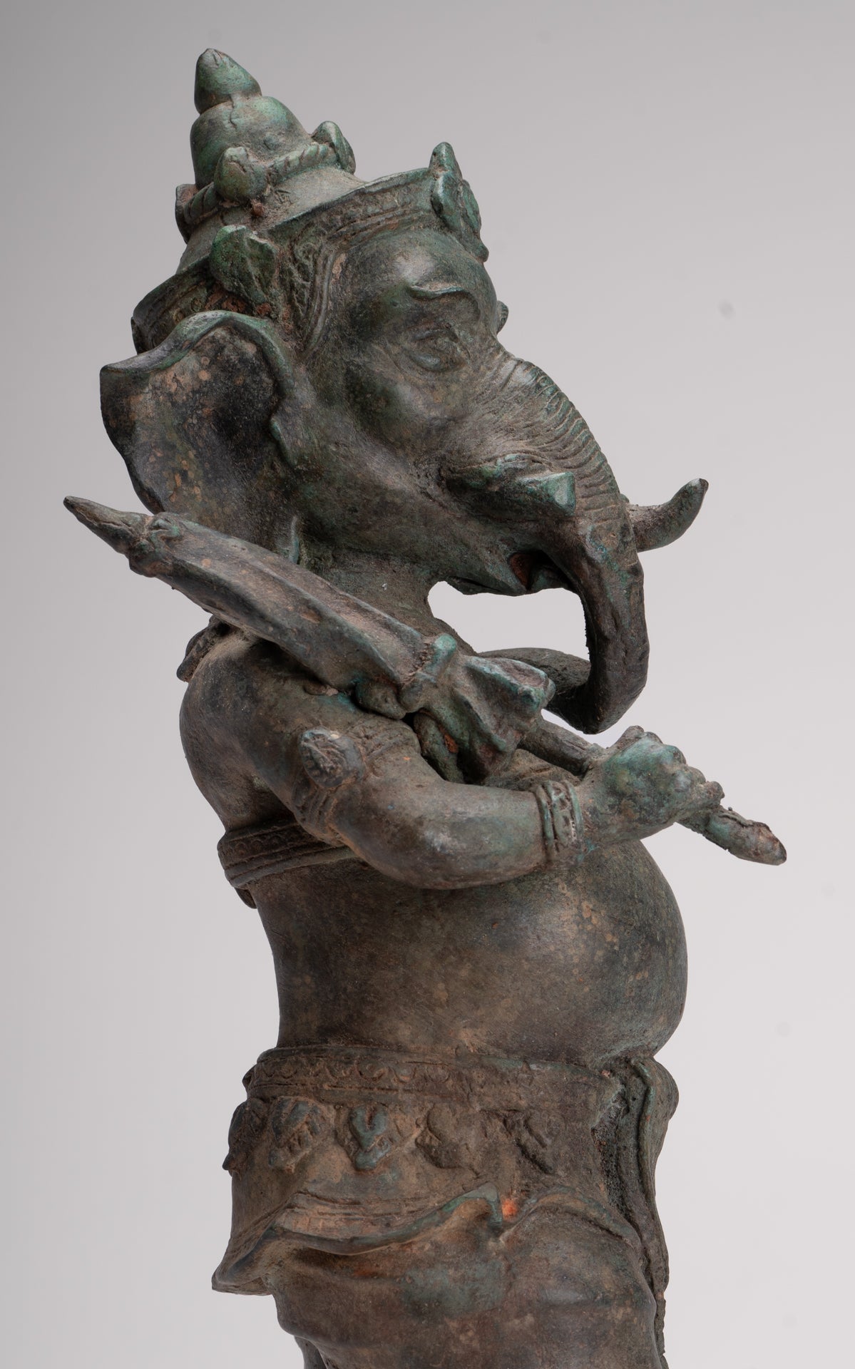 Bridegroom Ganesha Statue - Antique Thai Style Mappilai Ganapathi Ganesh Statue with Umbrella - 37cm/15"