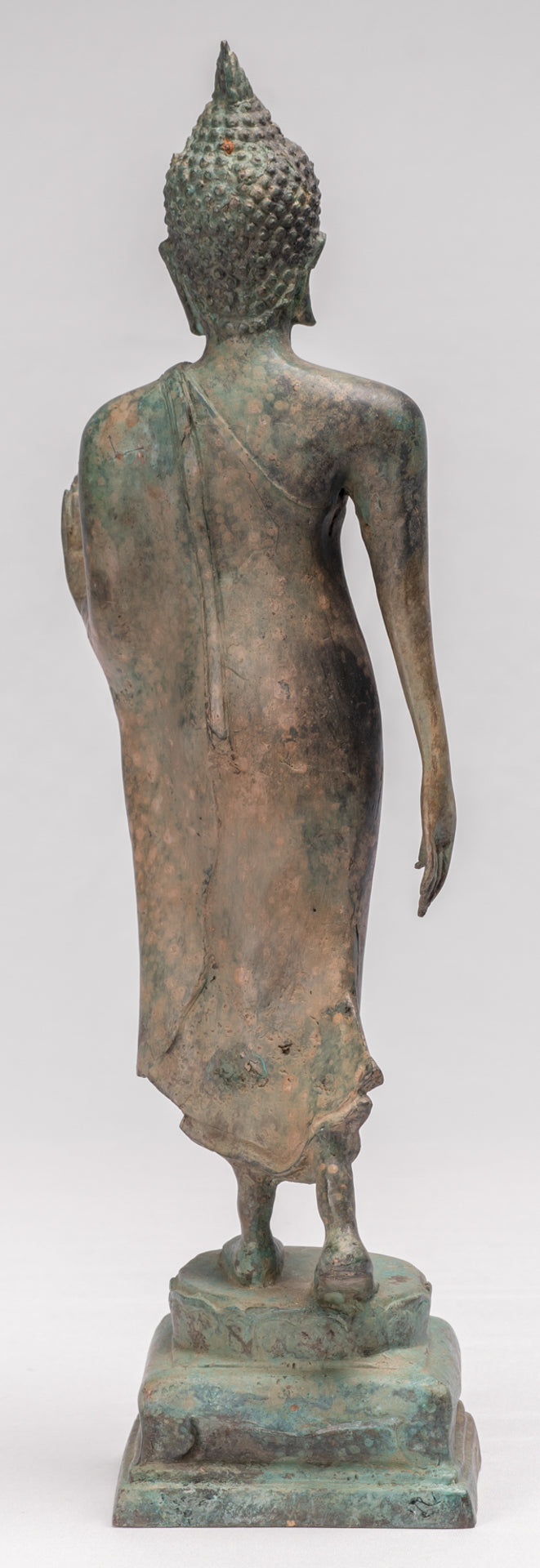 Statua di Buddha ambulante con protezione in bronzo in stile Sukhothai antico - 42 cm/17"