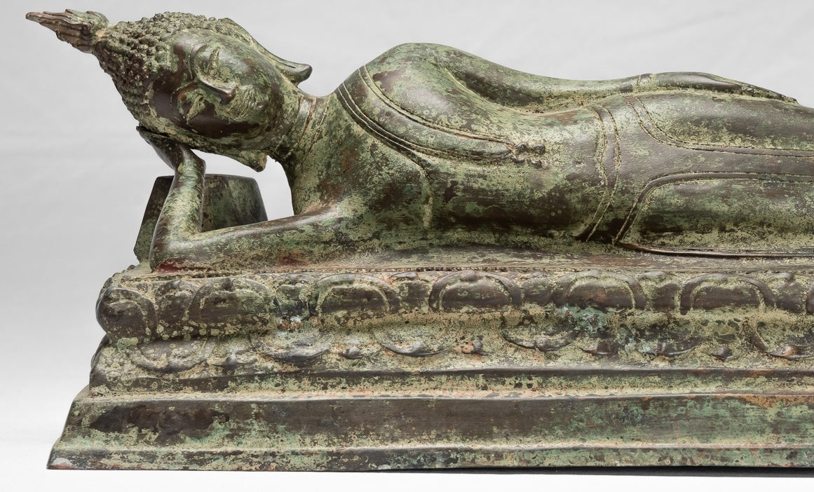 Estatua de Buda - Bronce de estilo tailandés de antigüedades Sukhothai Reclining Nirvana Buda Estatua - 54cm/22 "
