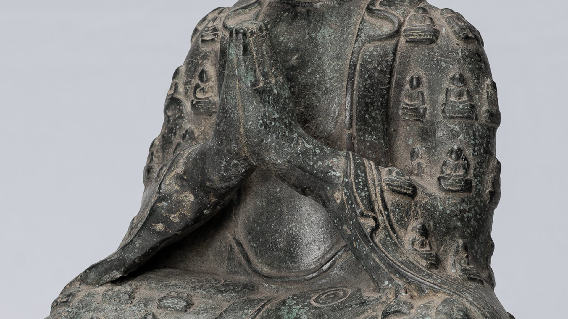 Buddha-Statue – antiker chinesischer Stil, sitzender Bronze-Viele-Buddha-Anbetungsbuddha – 34 cm/14 Zoll