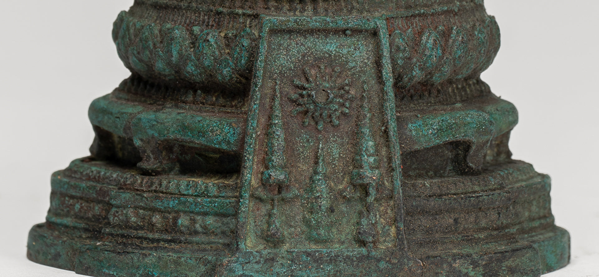 Buddha Sculpture - Antique Thai Style Bronze Seated Meditation Winter Buddha Statue - 12.5cm/5"