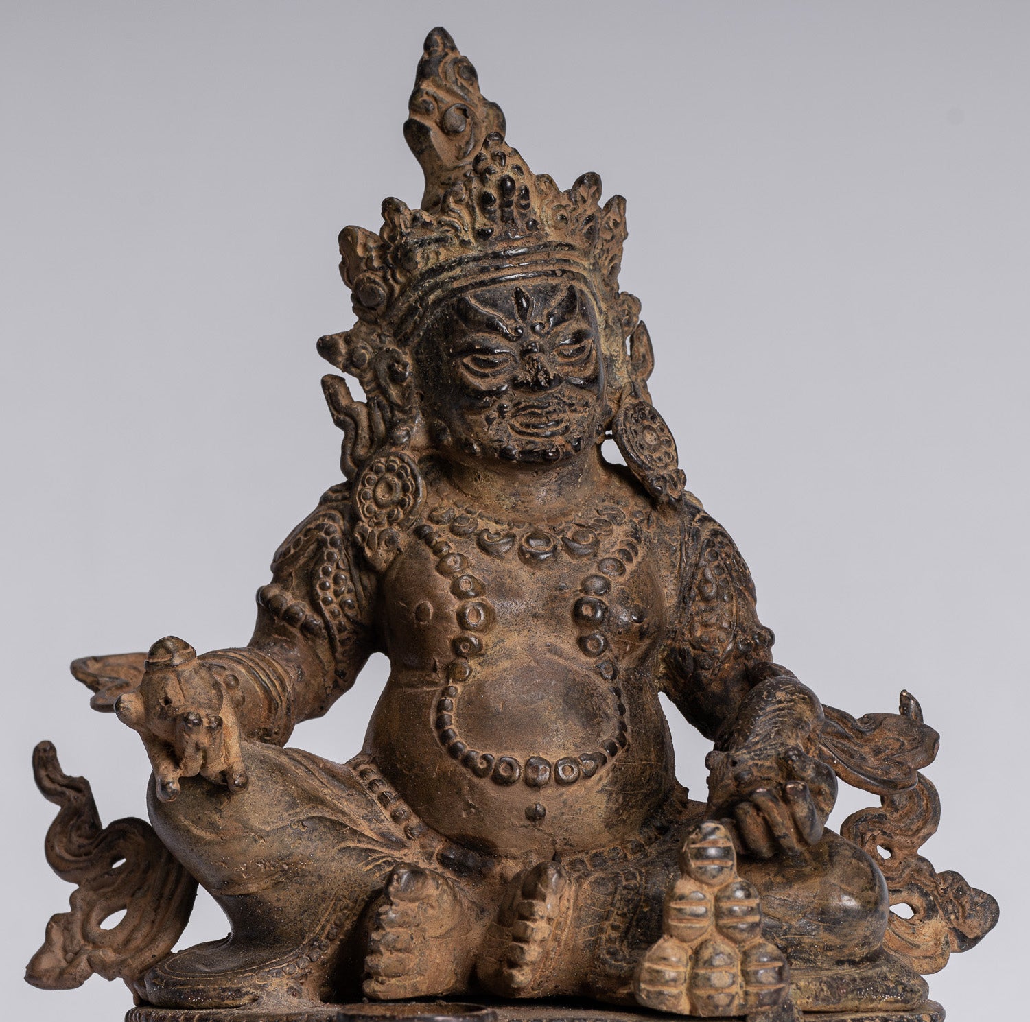 Jambhala Statue-Antike Java Majapahit Style Seated Jambhala Statue God of Wealth-21cm/8 "