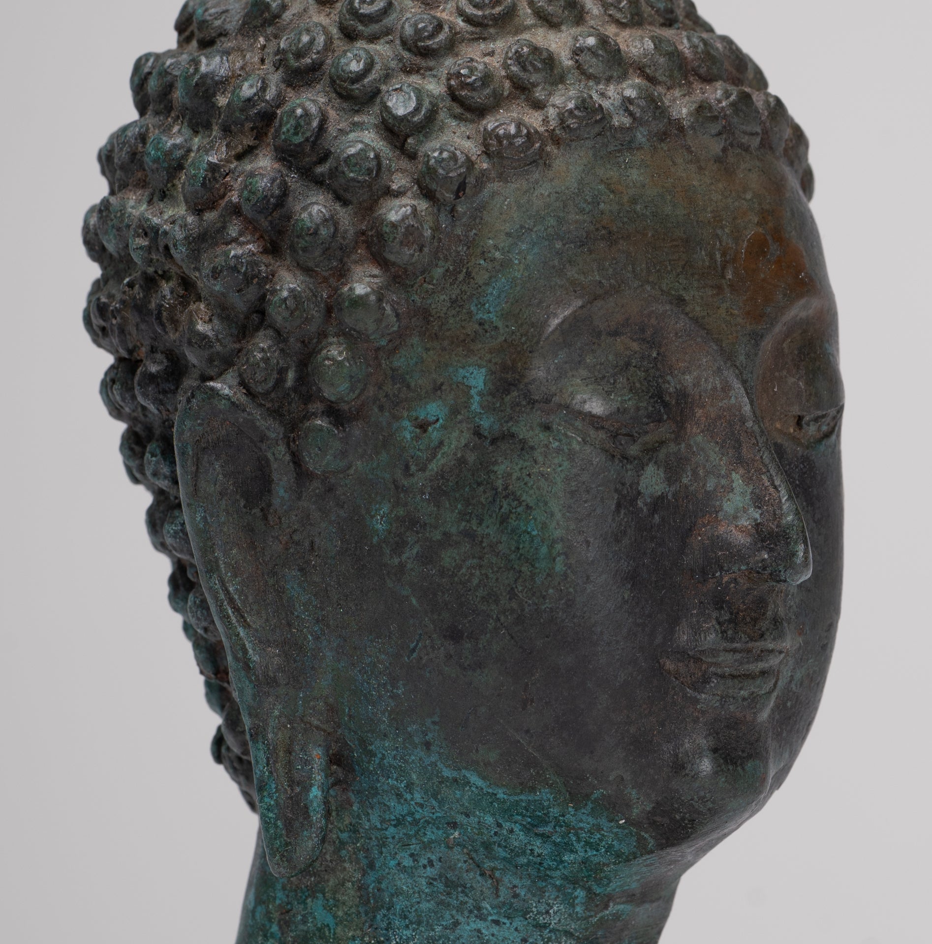 Buddha Head - Antique Thai Style Chiang Saen Mounted Bronze Buddha Head - 19cm/8"