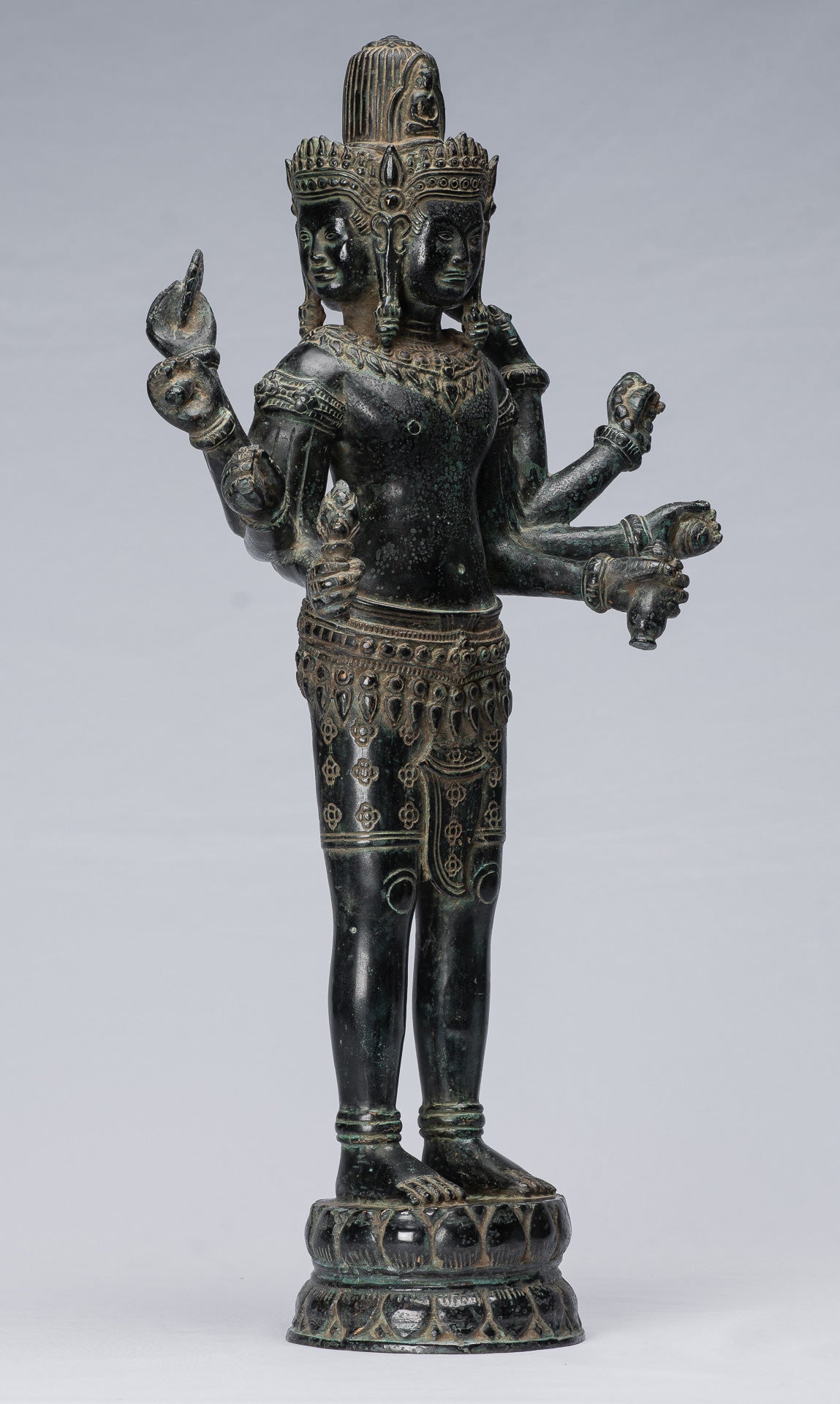 Antique Khmer Style Bronze Koh Ker in piedi Lokeshvara Statua - 53cm/21 "