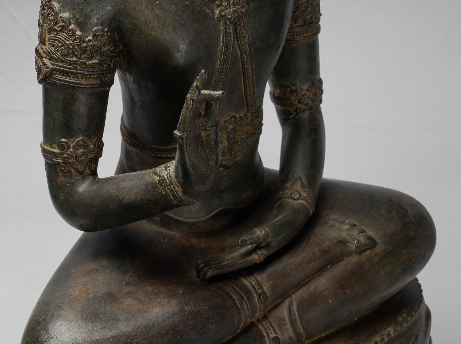Buddha-Statue – Königliche Lehr-Buddha-Statue im antiken Chiang-Saen-Stil – 87 cm/35 Zoll