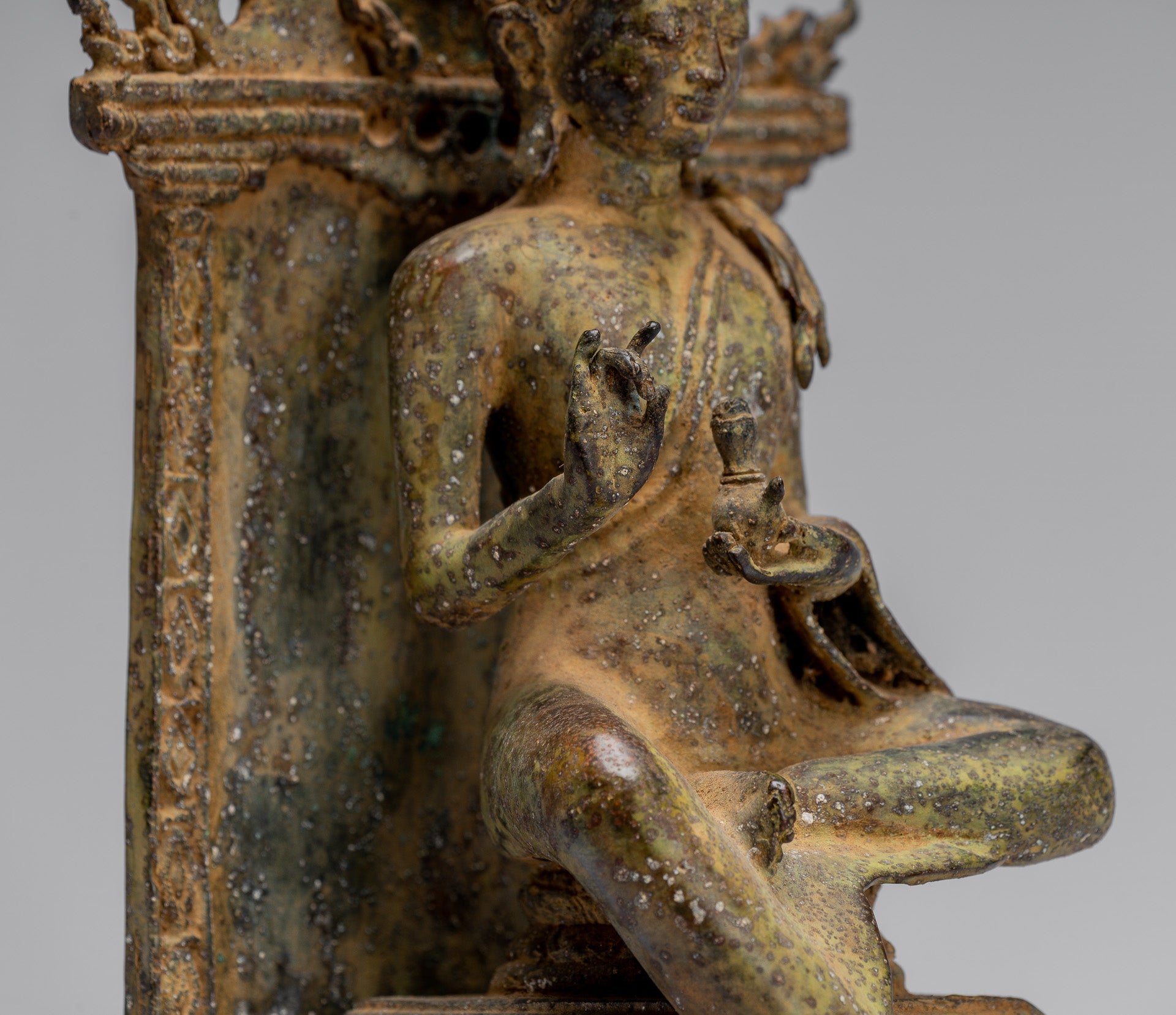 Statue de Bouddha – Bouddha d'enseignement javanais en bronze assis de style indonésien antique – 27 cm