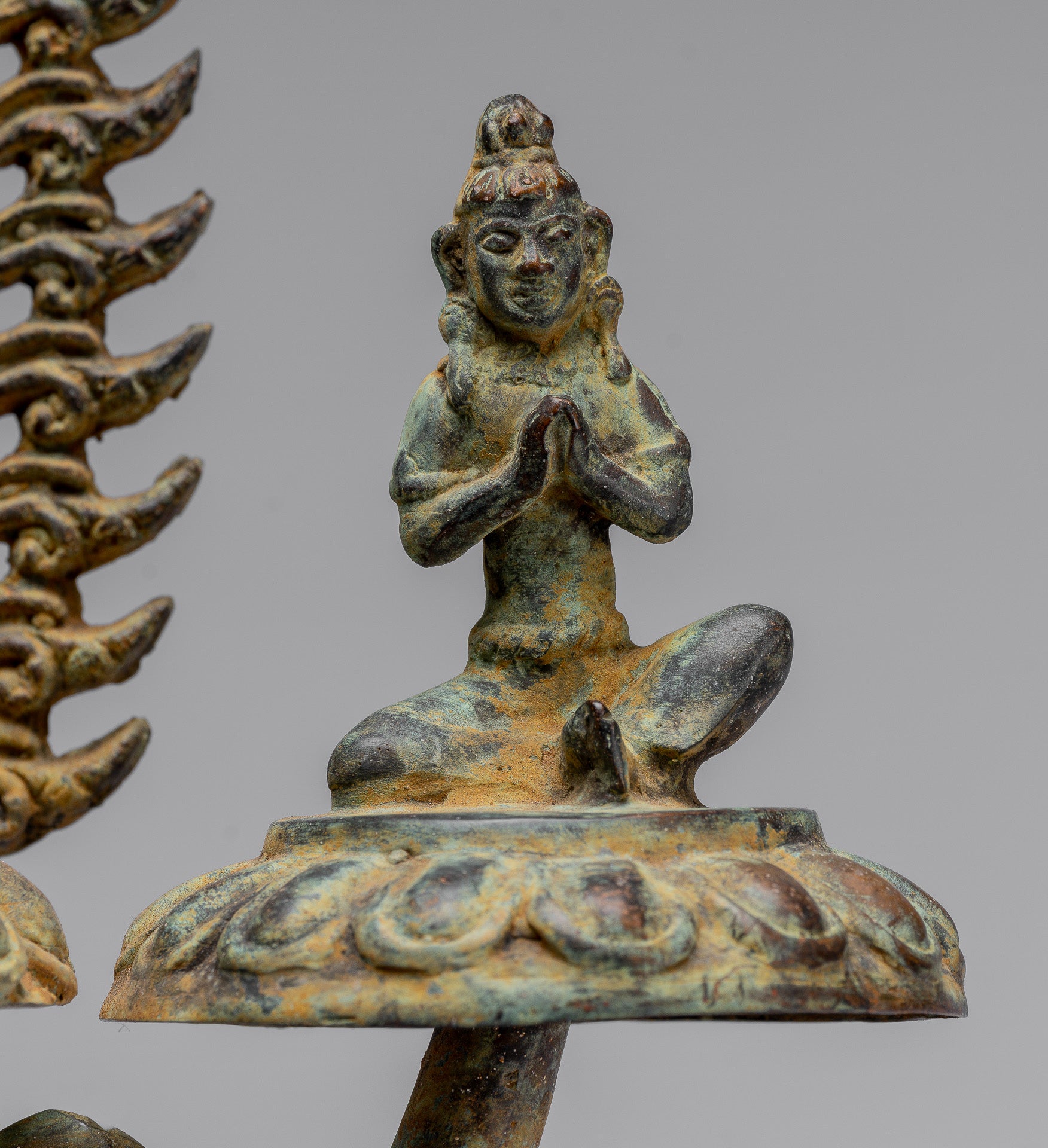 Statue de Bouddha - Statue de bouddha de méditation javanaise de style indonésien antique - 49cm / 20 "