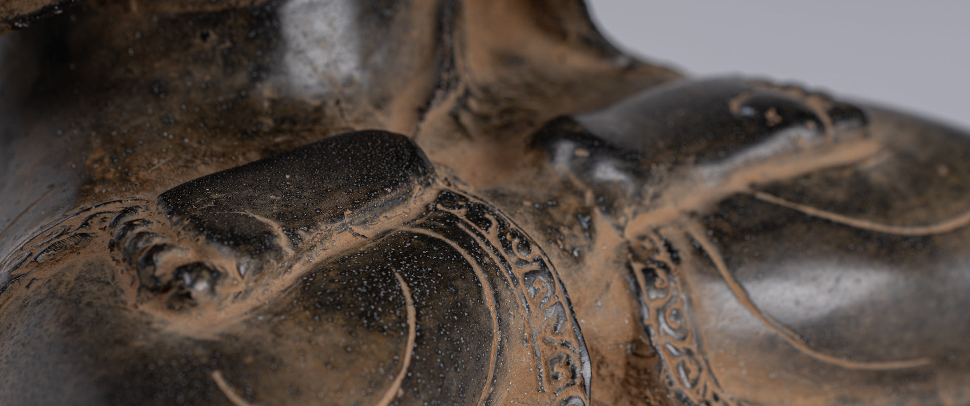 Lama Statue - Antique Tibet Style Seated Teaching Lama Statue - 33cm/13"