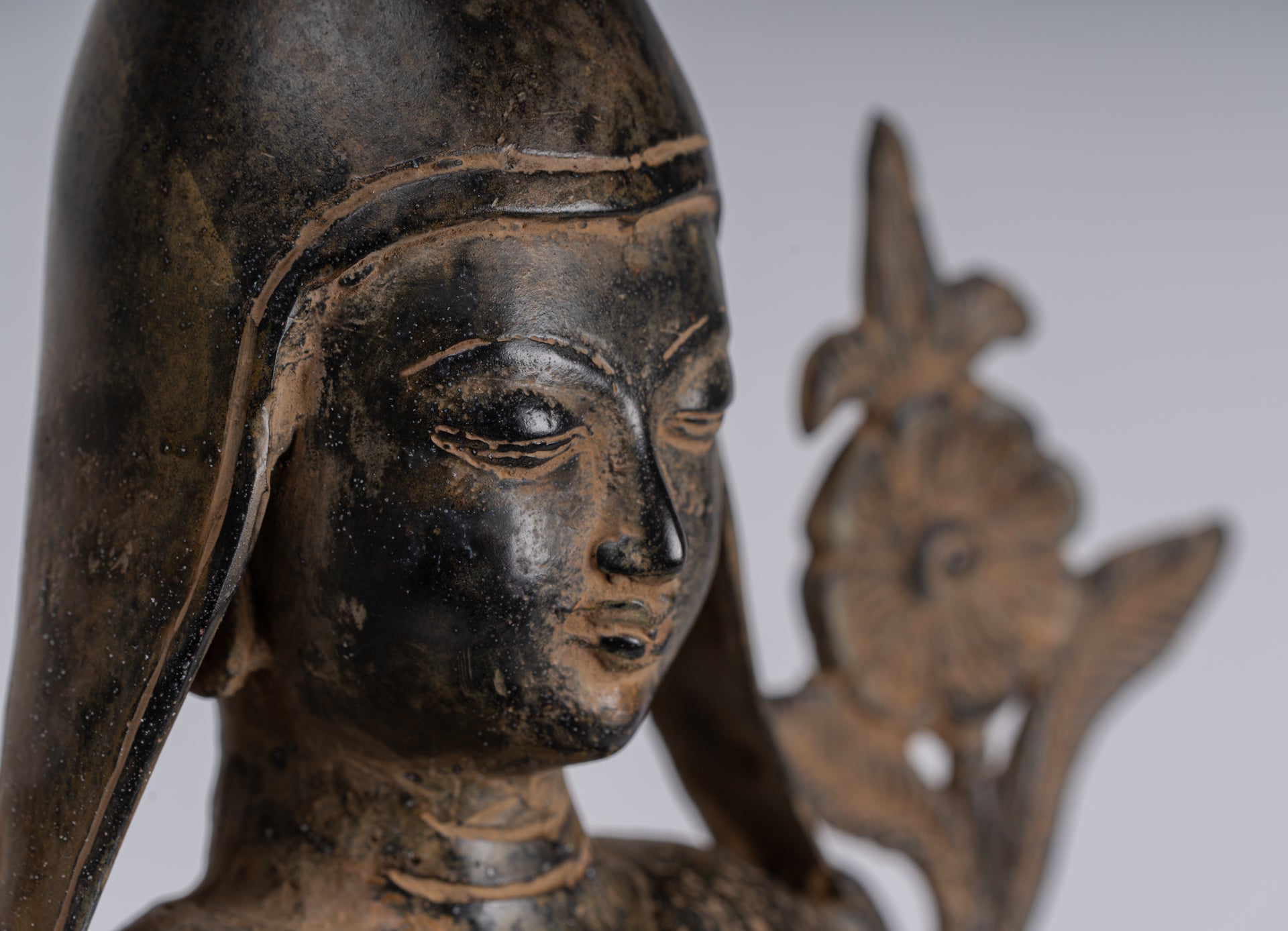 Lama Statue - Antique Tibet Style Seated Teaching Lama Statue - 33cm/13"