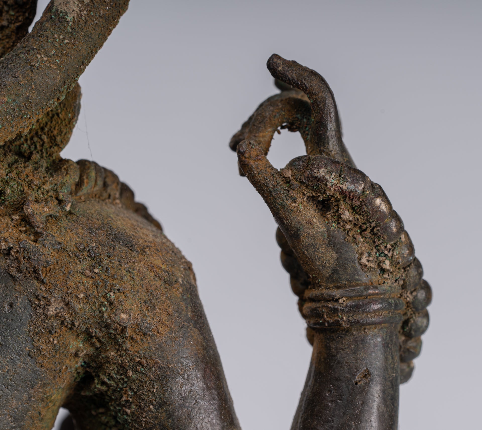 Bodhisattva Statue - Antique Indonesian Style Javanese Avalokitesvara Bodhisattva Statue - 51cm/20"