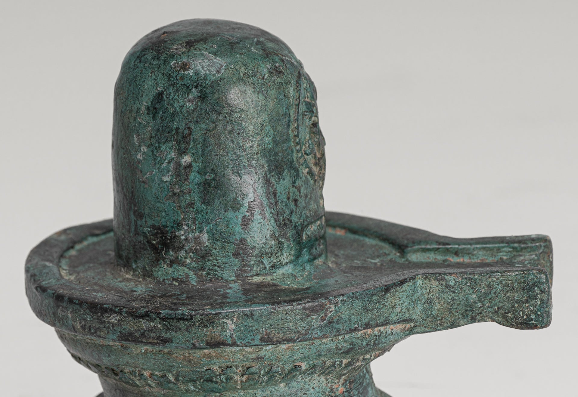 Linga - Antique Indian Style South Asia Bronze Shiva Linga / Lingnum & Yoni - 15cm/6"