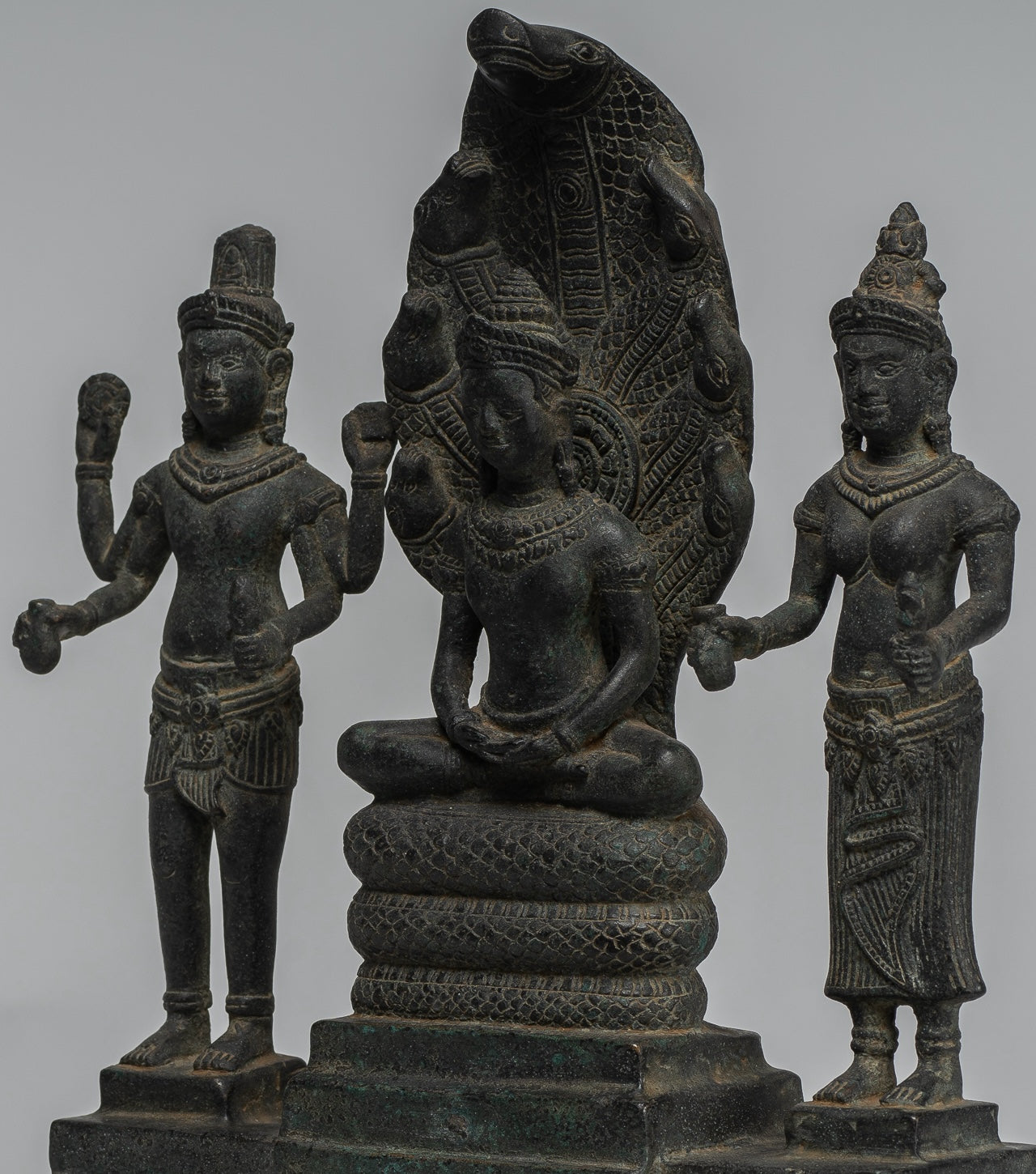 Statue di Buddha - Antique Buddha in stile bayon khmer. Vishnu e Lakshmi- 36 cm/14 "