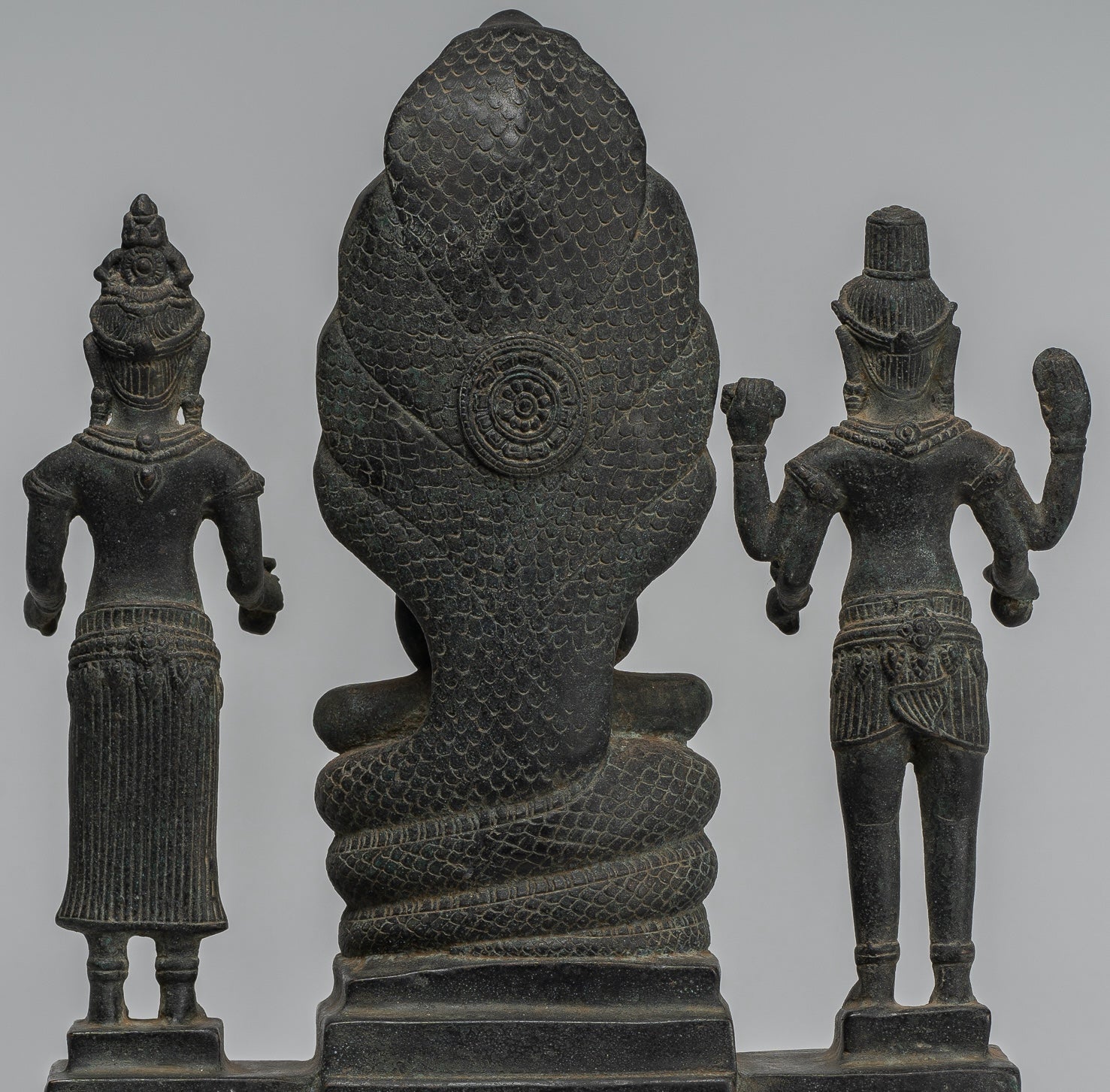 Statue di Buddha - Antique Buddha in stile bayon khmer. Vishnu e Lakshmi- 36 cm/14 "