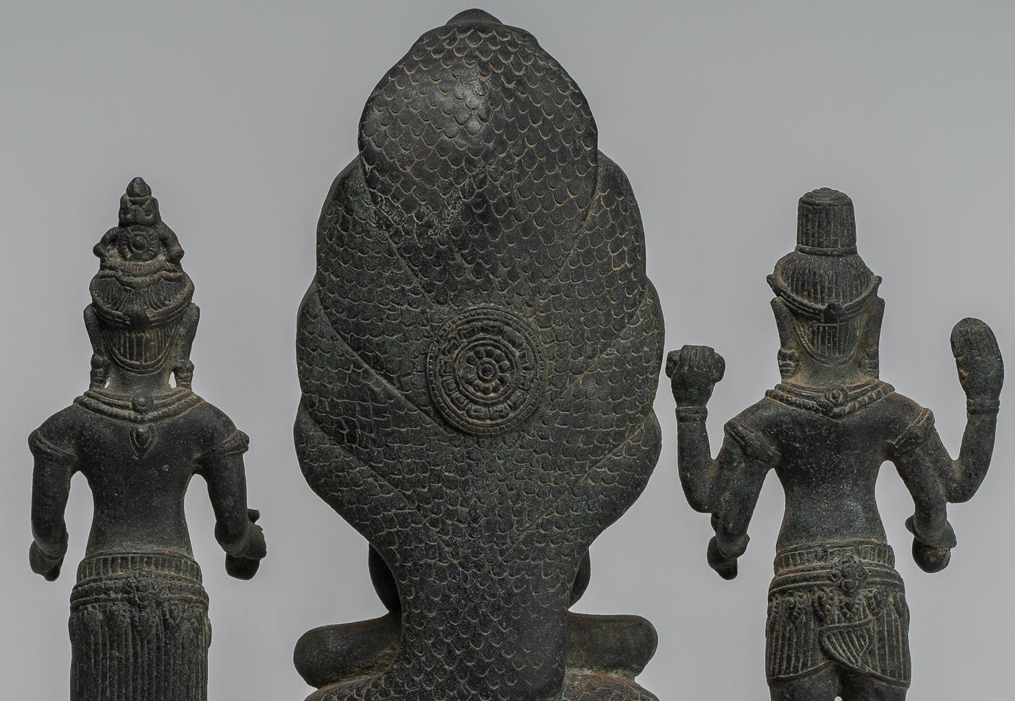 Statue di Buddha - Antique Buddha in stile bayon khmer. Vishnu e Lakshmi- 36 cm/14 "