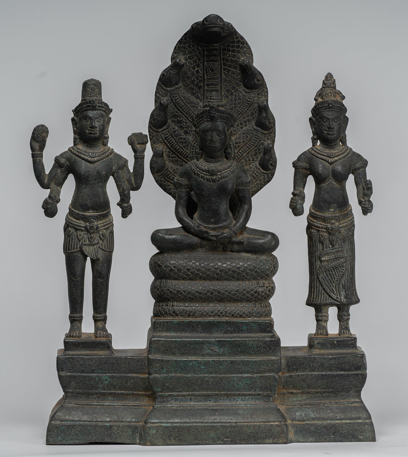 Statue di Buddha - Antique Buddha in stile bayon khmer. Vishnu e Lakshmi- 36 cm/14 "