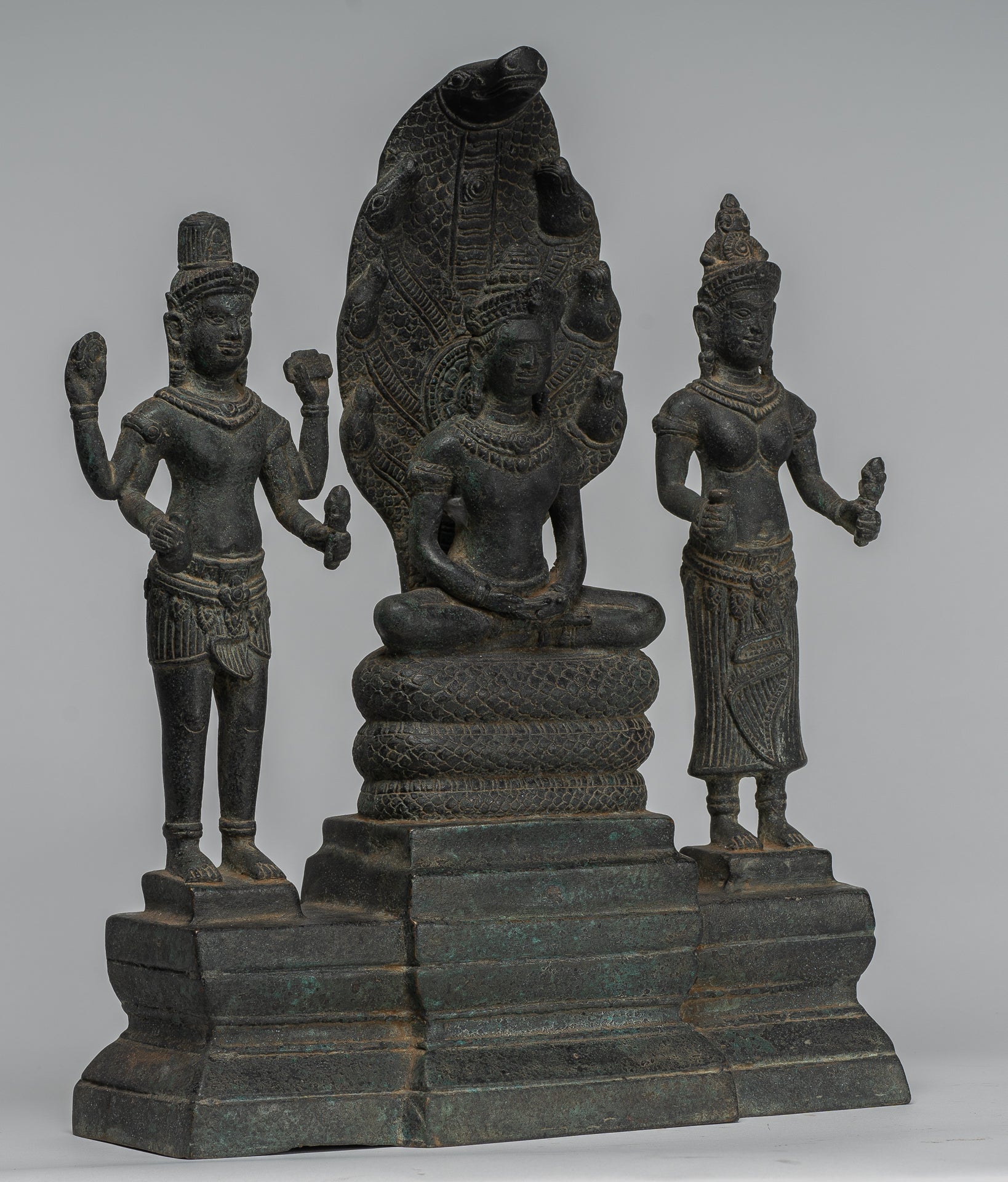 Statue di Buddha - Antique Buddha in stile bayon khmer. Vishnu e Lakshmi- 36 cm/14 "