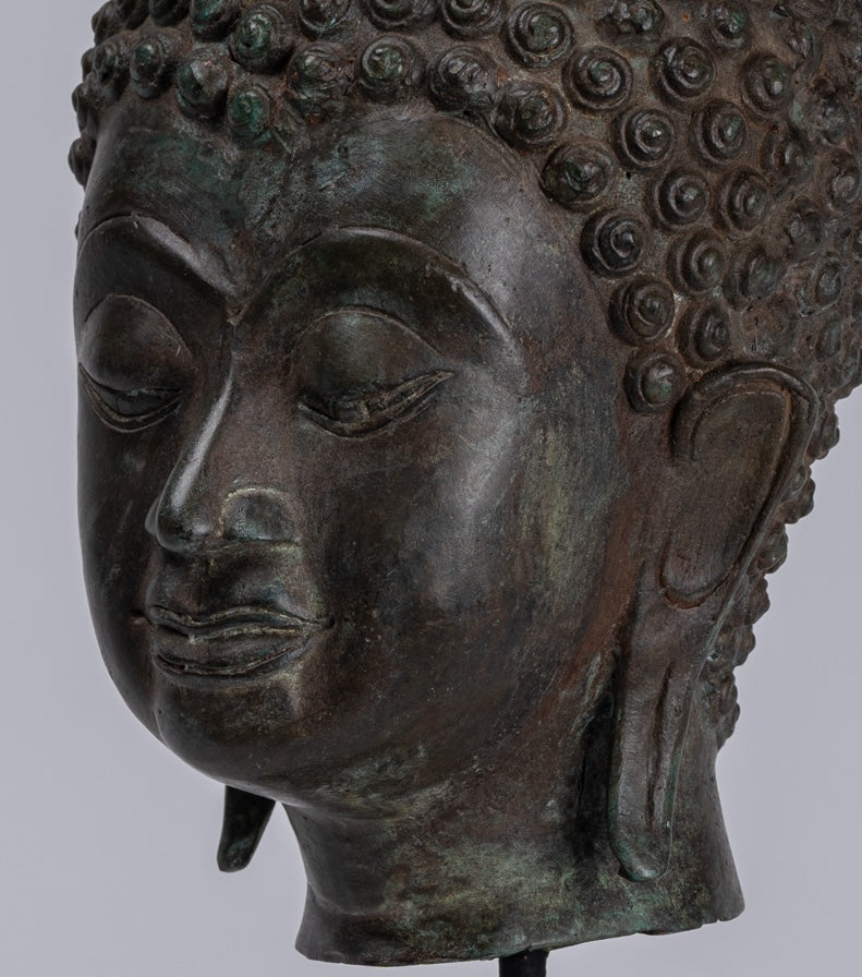 Bouddha Head - Style Thai Thai Chiang Saen Bronze Mouted Bouddha Head - 33 cm / 13 "