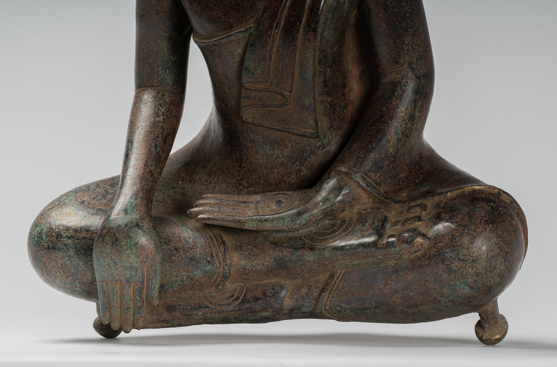 Buddha Statue - Antique Khmer Style Bronze Enlightenment Bayon Buddha Statue - 46cm/18"