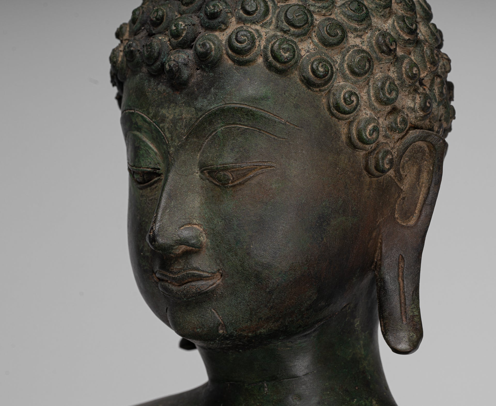 Large Buddha Statue - Antique Thai Style Bronze Chiang Saen Enlightenment Buddha Statue - 80cm/32"