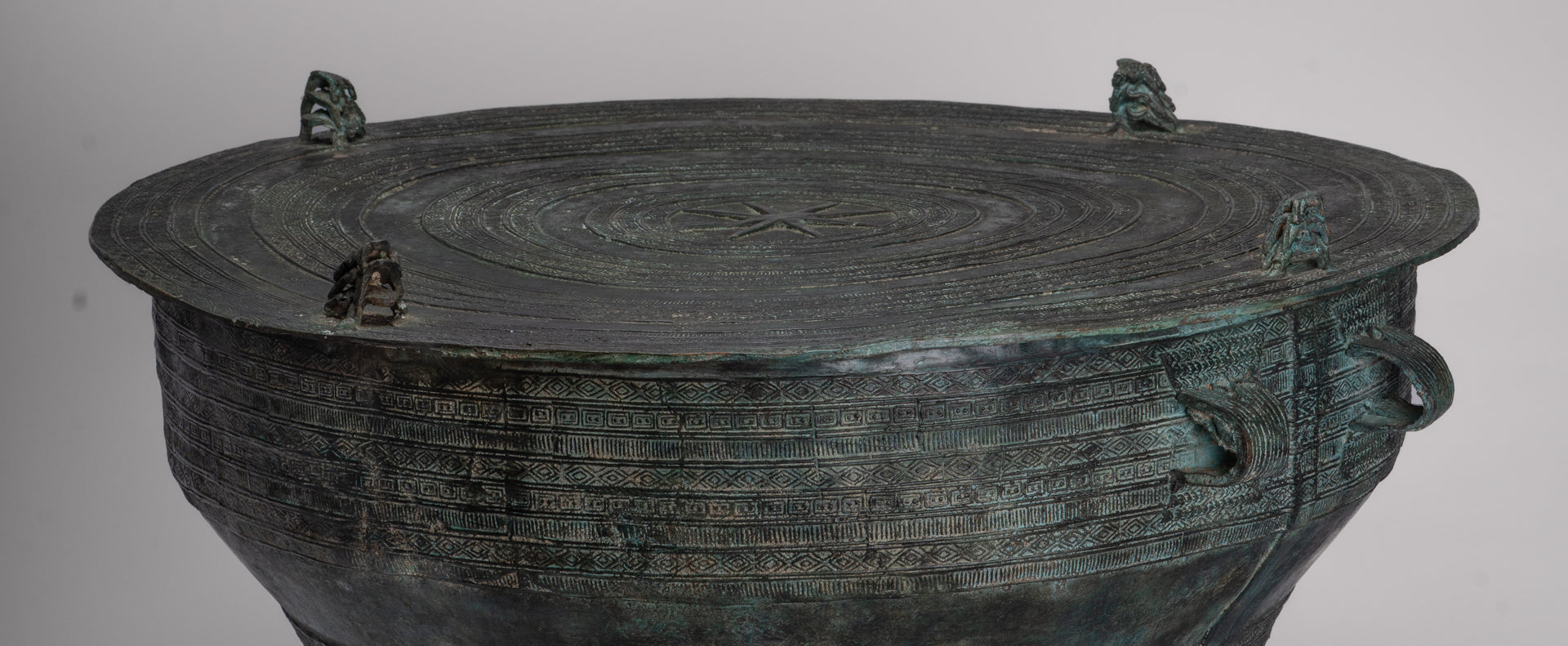 Vietnamese Rain Drum - Antique Vietnamese Style Bronze Free Standing Frog Rain Drum - 43cm/17"