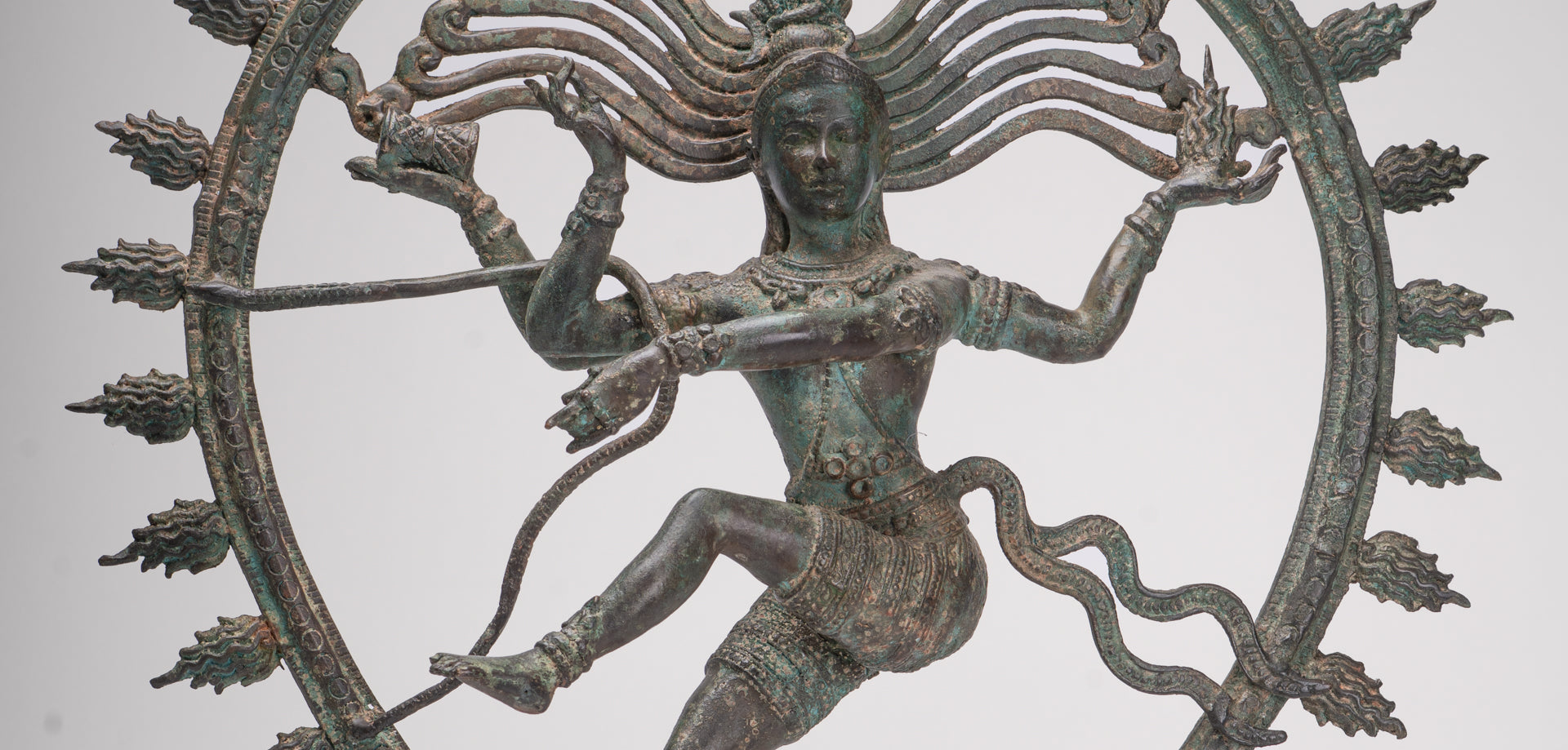 Shiva Statue - Antique Indian Style Bronze Dancing Shiva statue as Lord Nataraja - 66cm(26") Tall