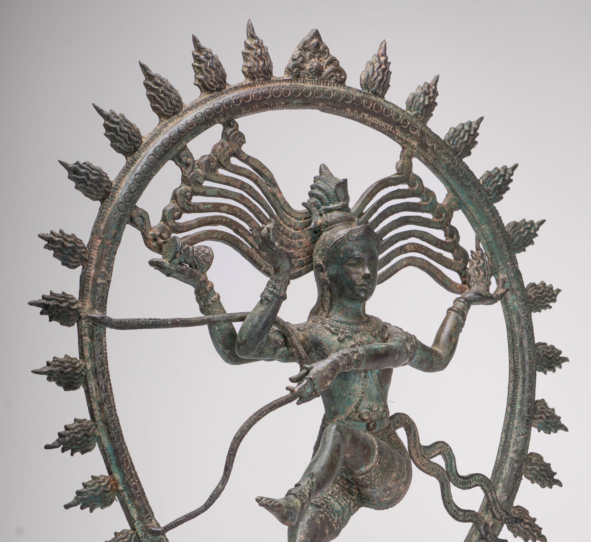 Shiva Statue - Antique Indian Style Bronze Dancing Shiva statue as Lord Nataraja - 66cm(26") Tall