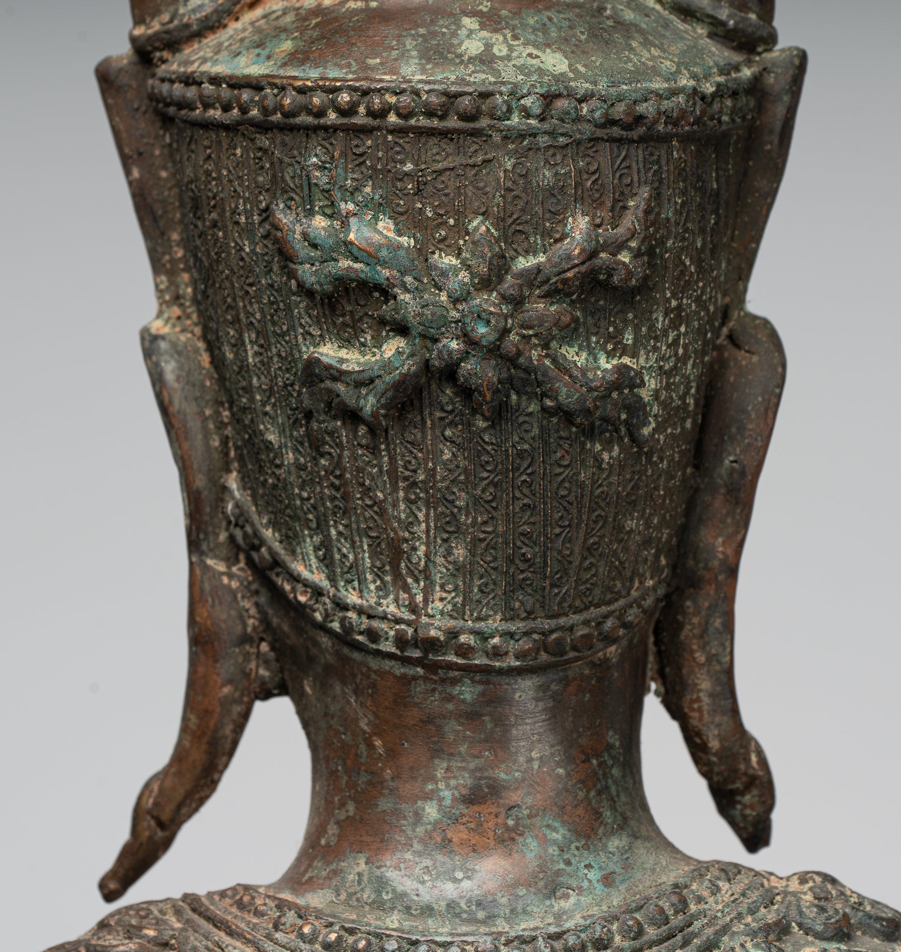 Antique Thai Style Seated Bronze Royal Ayutthaya Meditation Buddha Statue - 90cm/36"