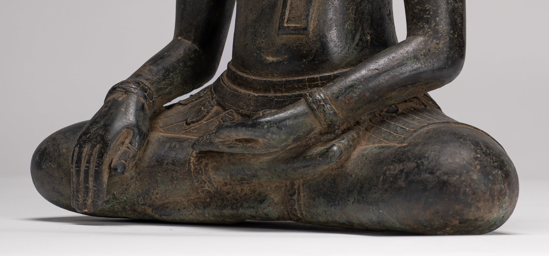 Statua di Buddha - Statua di Buddha Bayon dell'Illuminazione in bronzo in stile Khmer antico - 37 cm/15"
