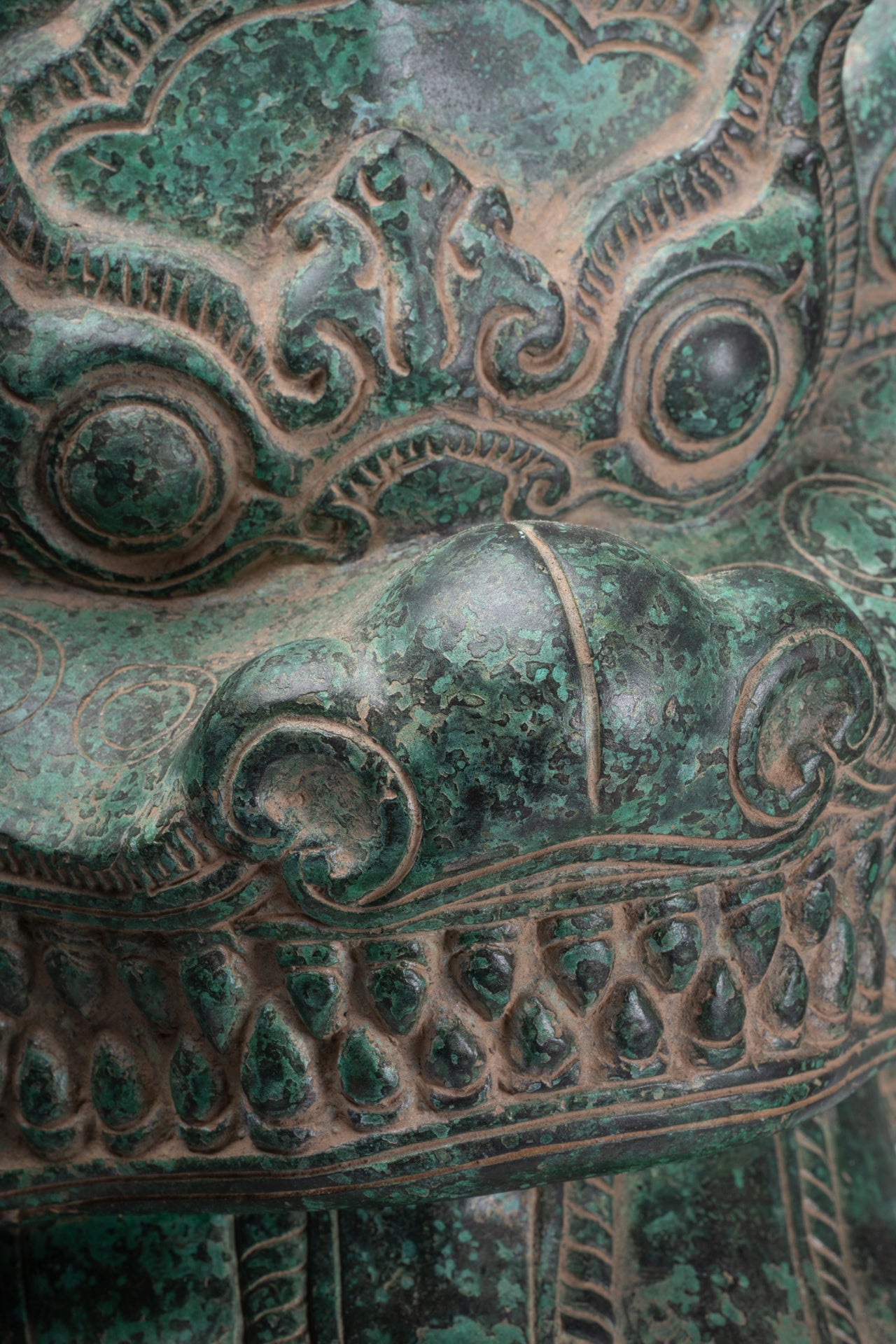 Antique Chinese Style Temple Guardian Lion Foo Dogs Imperial Lion - 66cm/26" (Pair)