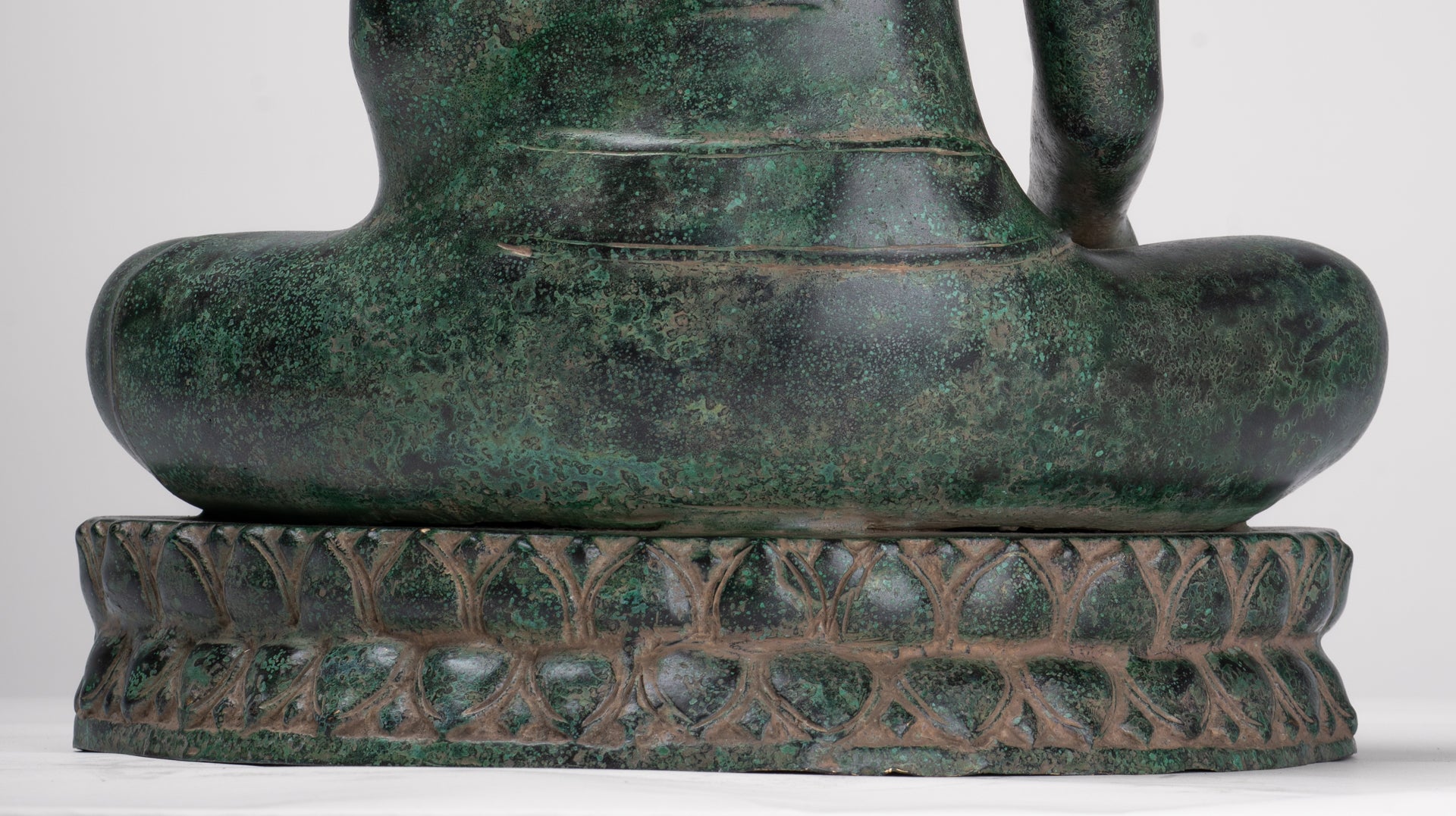 Buddha Statue - Antique Khmer Style Bronze Enthroned Enlightenment Buddha Statue - 50cm/20"