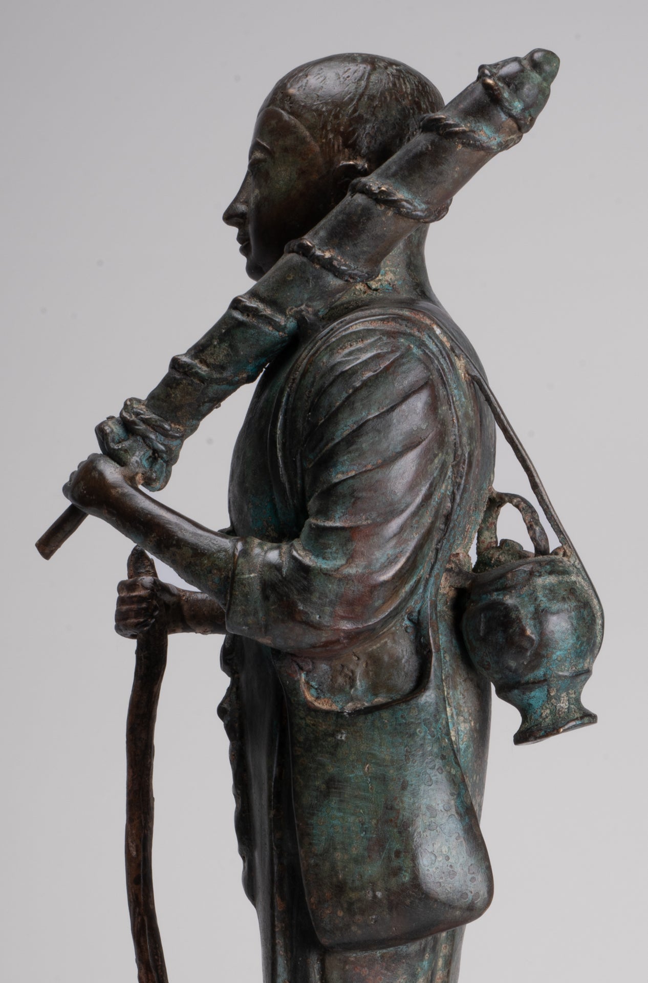 Mönch - Antike Thai -Stil Bronze Dvaravati Sīvali Anhänger / Schüler der Buddha -Statue - 57cm / 23 "