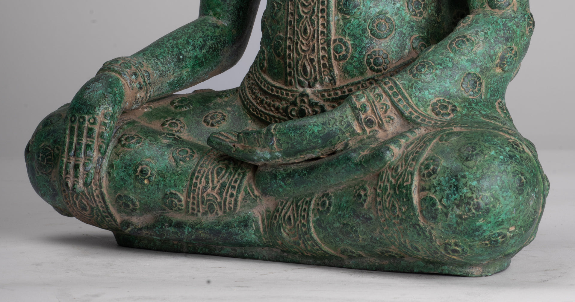 Buddha Statue - Antique Khmer Style Bronze Seated Enlightenment Buddha Statue - 37cm/15"