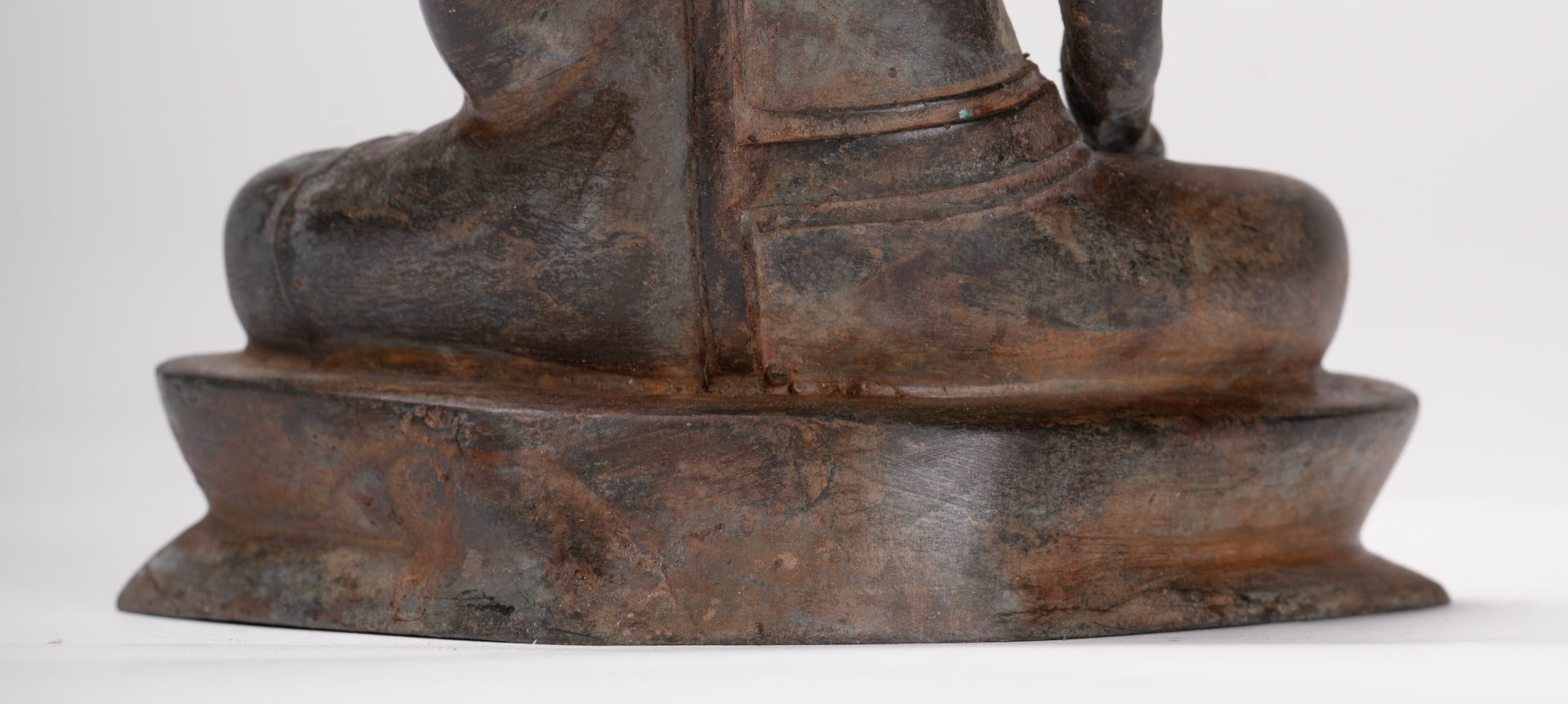 Buddha Statue - Antique Ayutthaya Style Seated Enlightenment Buddha Statue - 19cm/8"