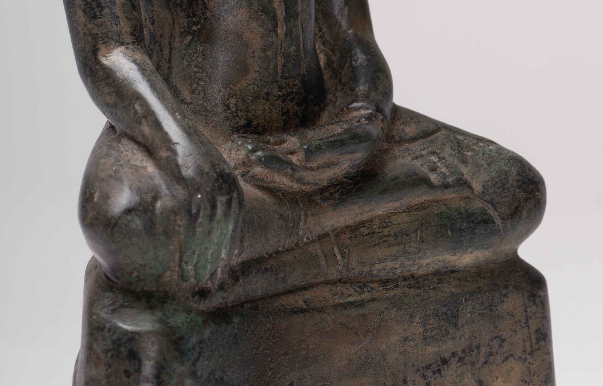 Buddha Statue - Antique U Thong Style Bronze Enlightenment Buddha Statue - 24cm/10"