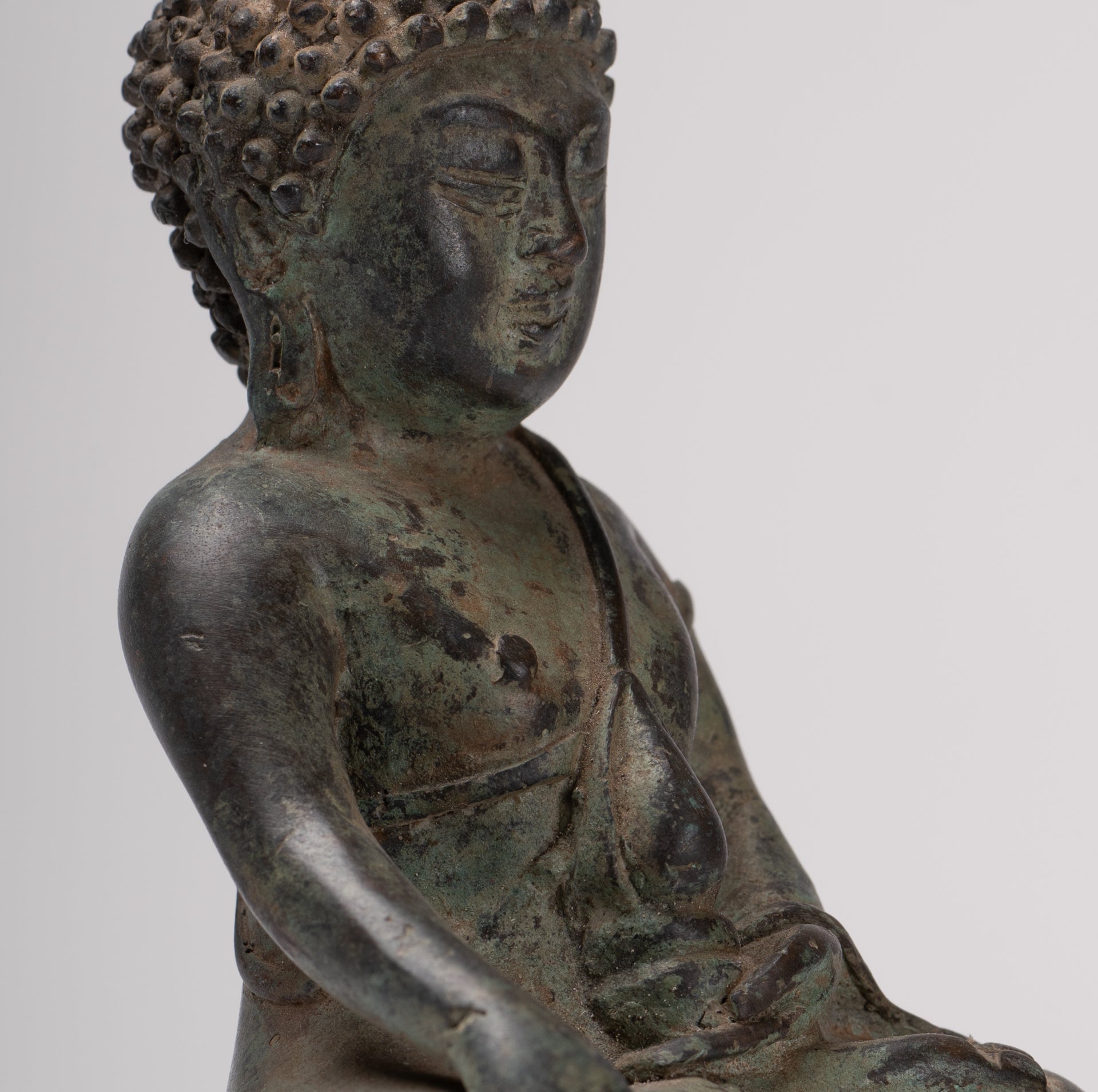 Buddha Statue - Antique Chinese Style Seated Bronze Enlightenment Buddha - 16cm/6"