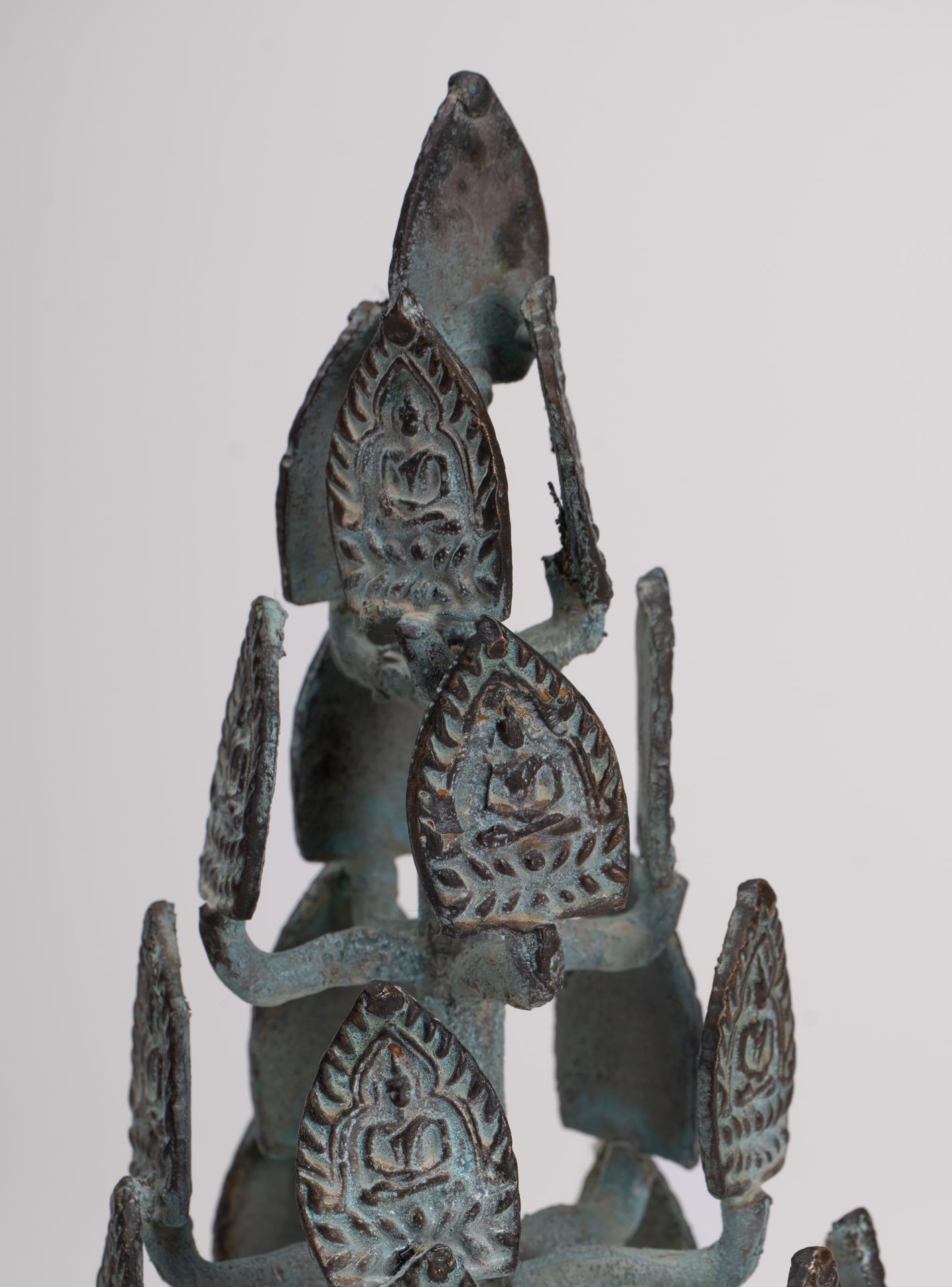 Buddha Sculpture - Antique Thai Style Bronze Seated Meditation Buddha Statues - 18cm/7"