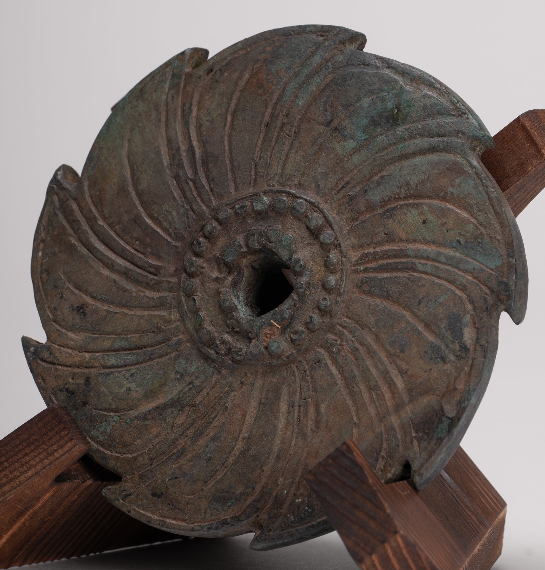 Discus - Antique Khmer Style Bronze Vishnu Discus or Chakra - 15cm/6"