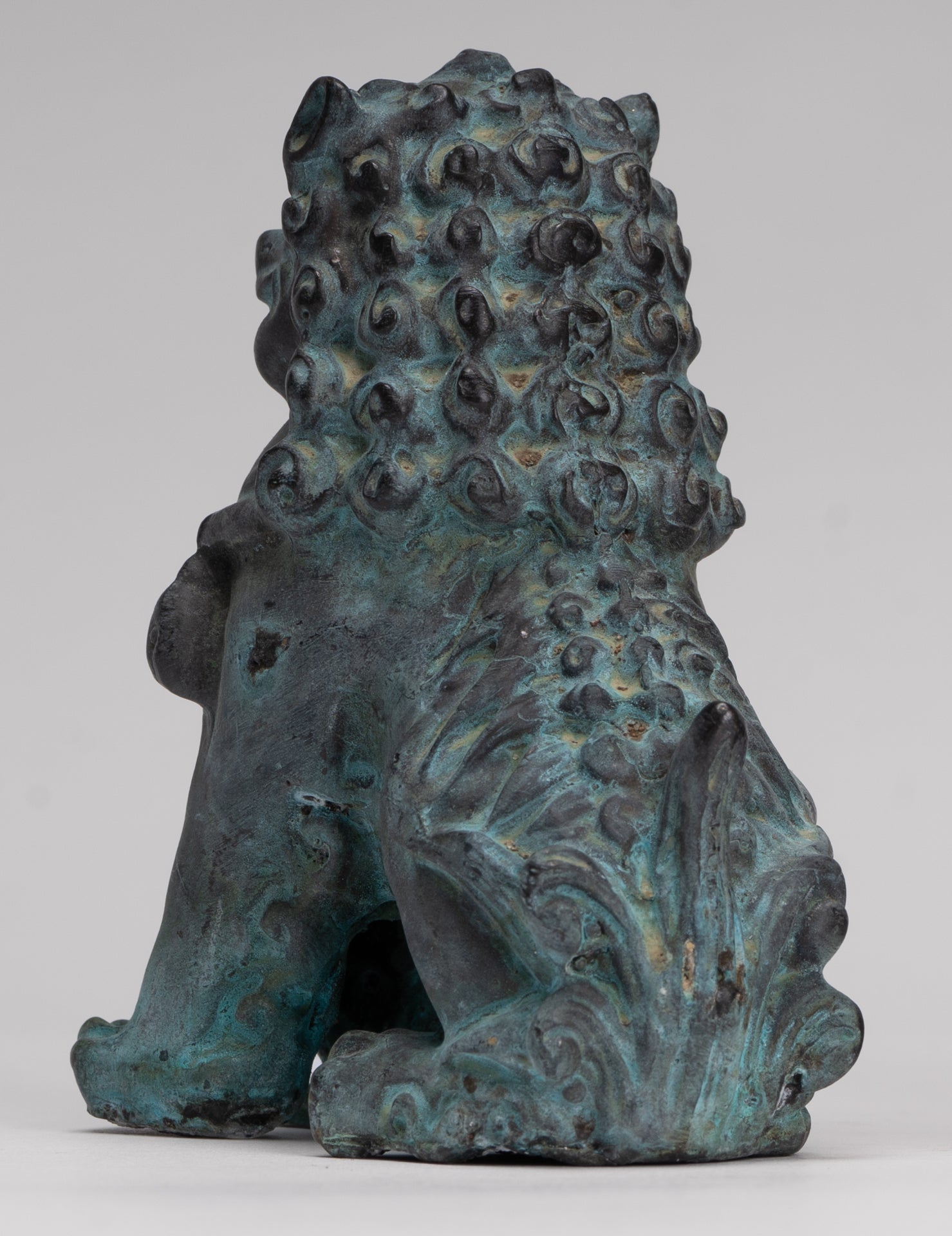 Antique Chinese Style Temple Guardian Lions Shishi Lions Foo Dogs Imperial Lions (Pair) - 10.5cm/4"