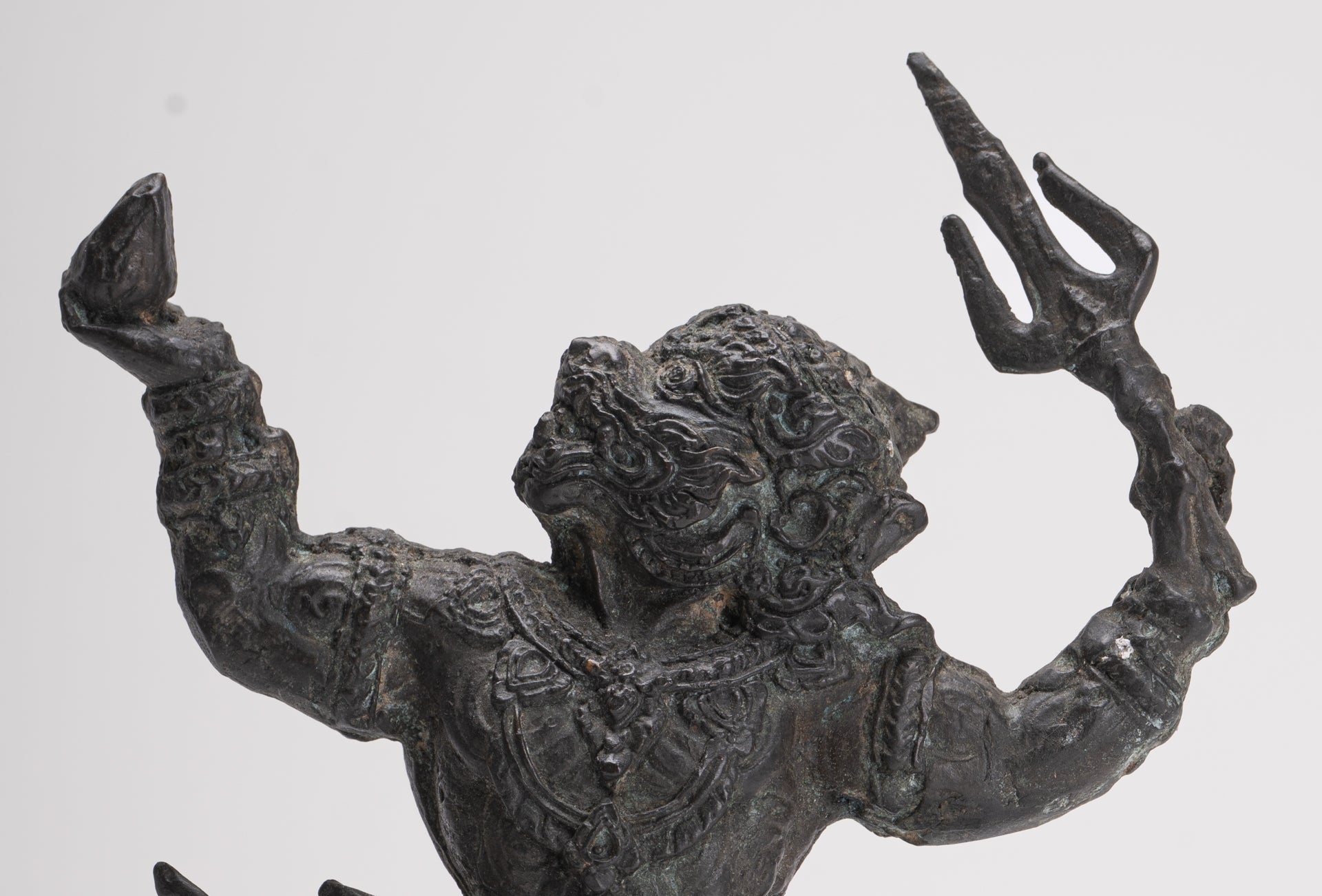 Antique Thai Style Bayon Hindu God Hanuman Statue - 23cm/9" Tall