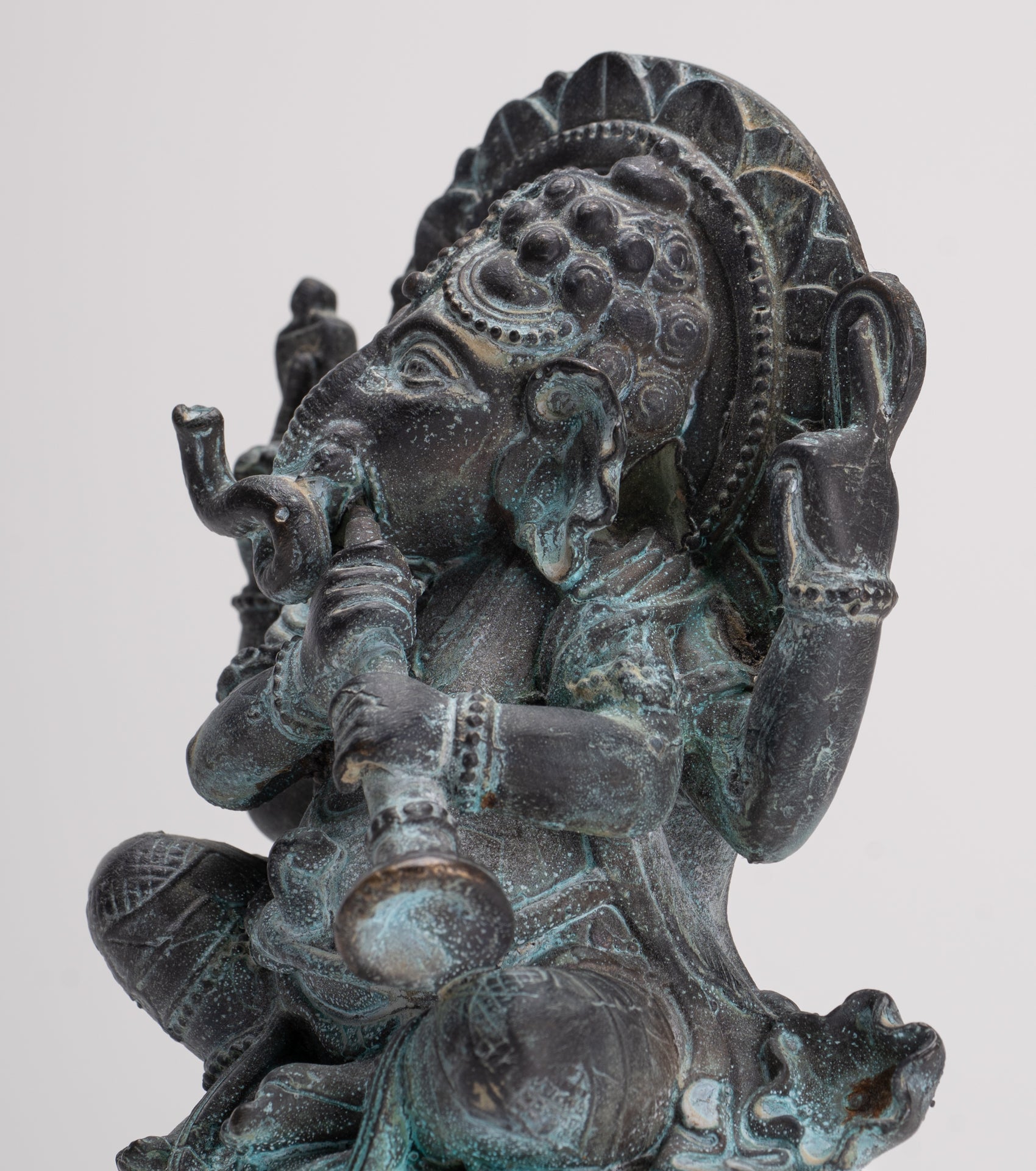 Ganesh - Antique Thai Style Bronze Seated Ganesh Statue - 15.5cm/6"