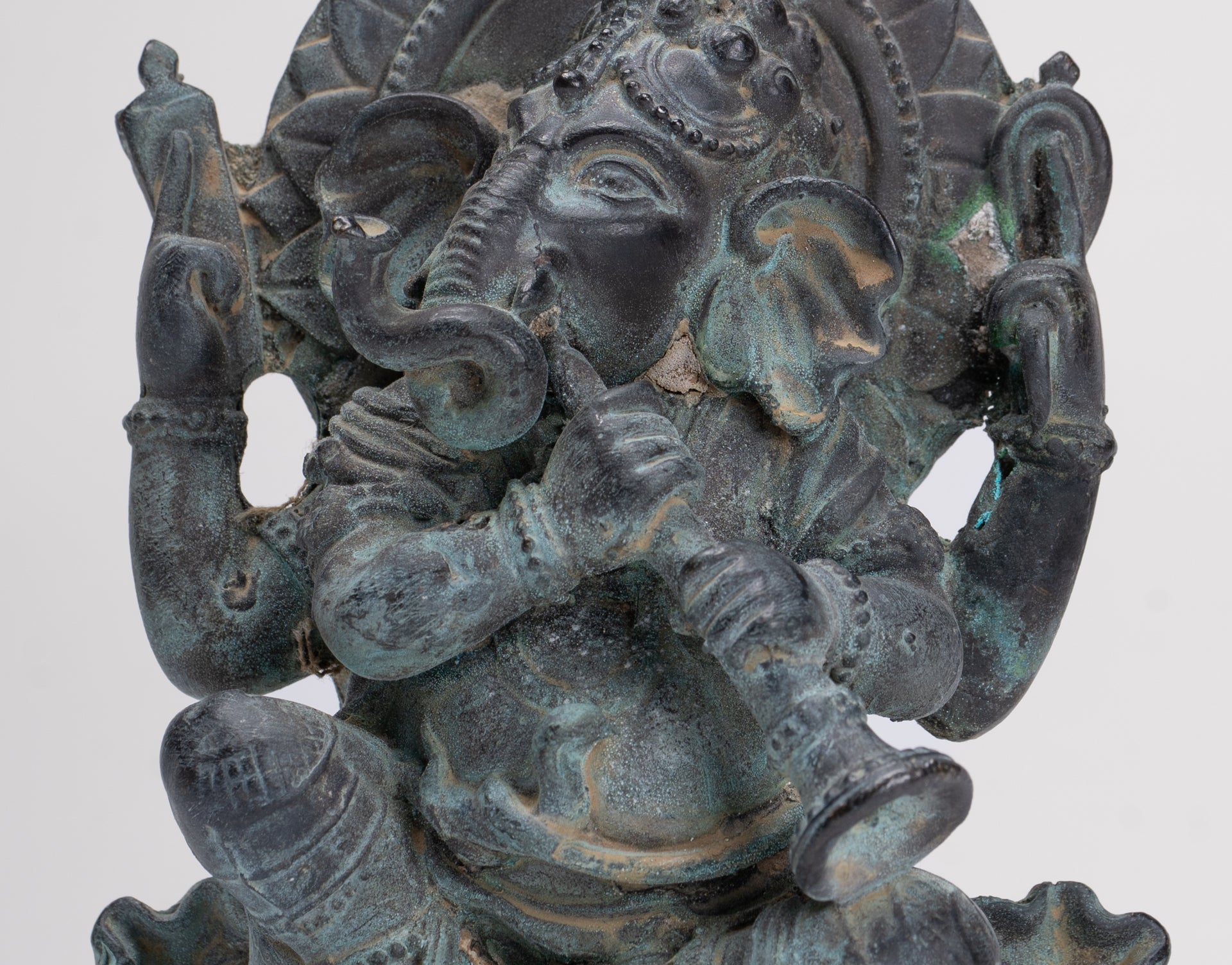 Ganesh - Antique Thai Style Bronze Seated Ganesh Statue - 15.5cm/6"