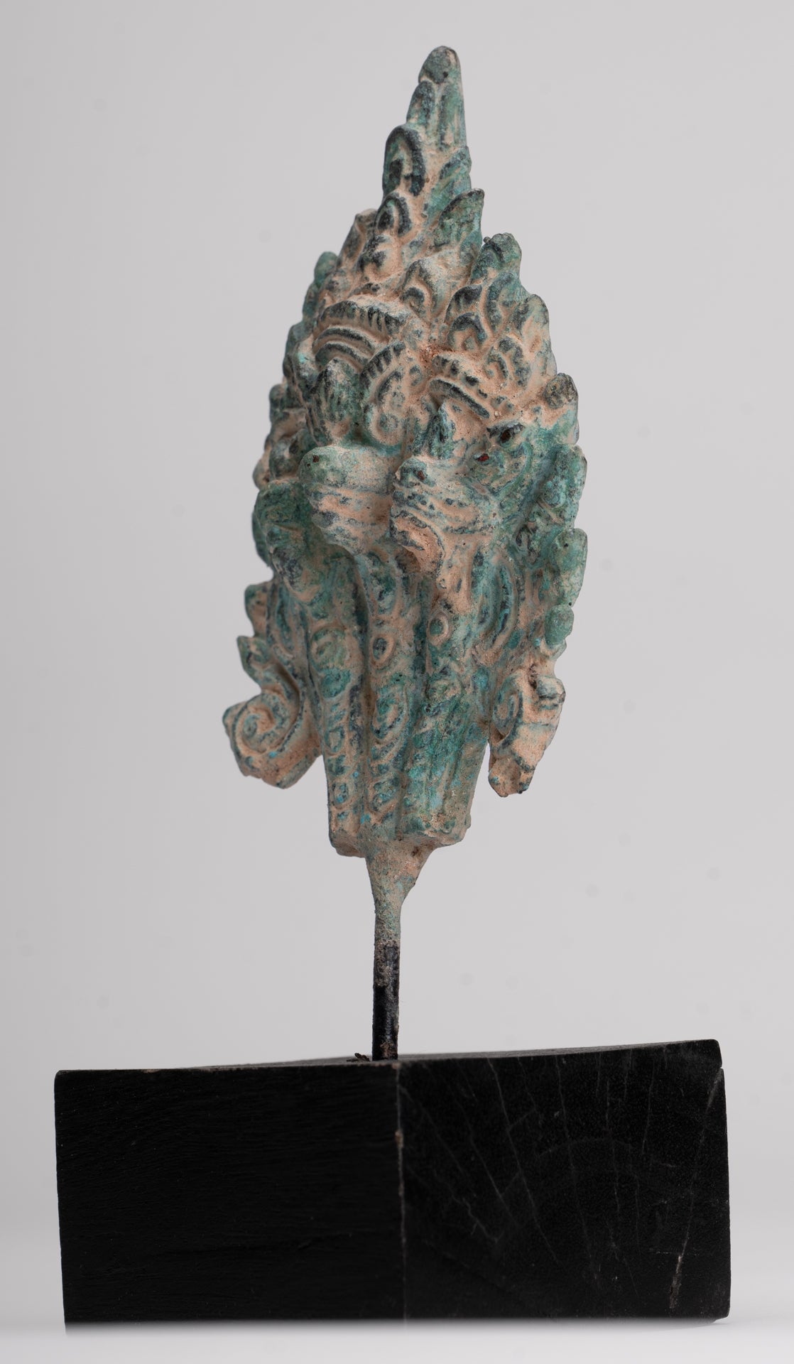 Naga-Statue – antike schützende Naga-, Schlangen- oder Schlangenstatue aus Bronze im Khmer-Stil – 15,5 cm.