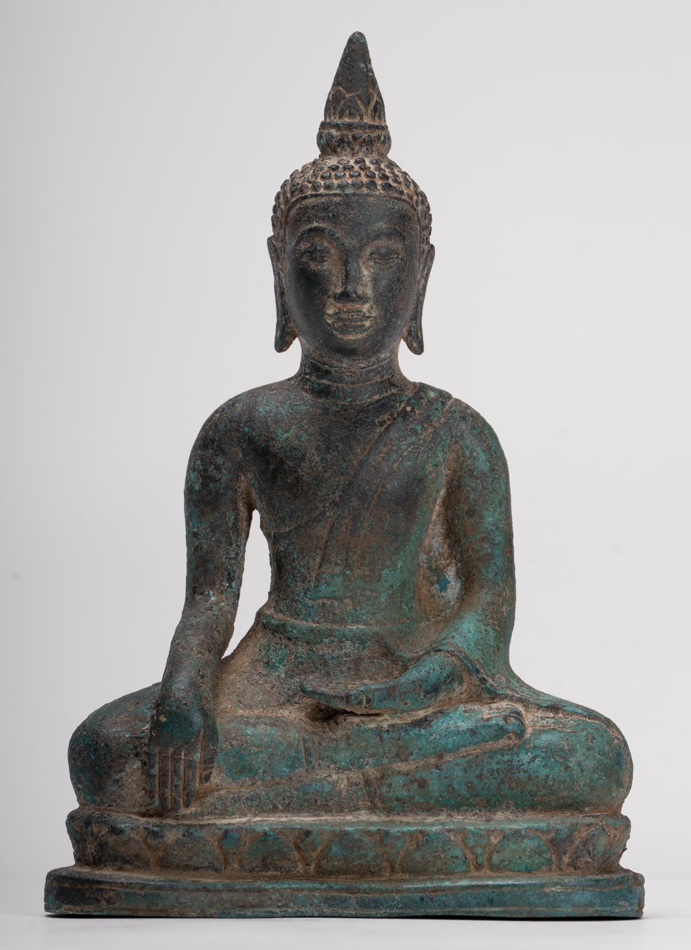 Buddha Statue - Antique Khmer Style Bronze Enlightenment Phnom Da Buddha Statue - 20cm/8"