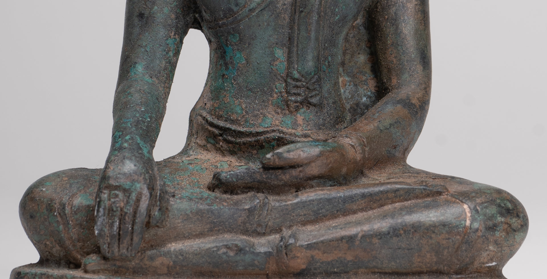 Buddha Statue - Antique Sukhothai Style Thai Enlightenment Buddha Statue - 16cm/6"