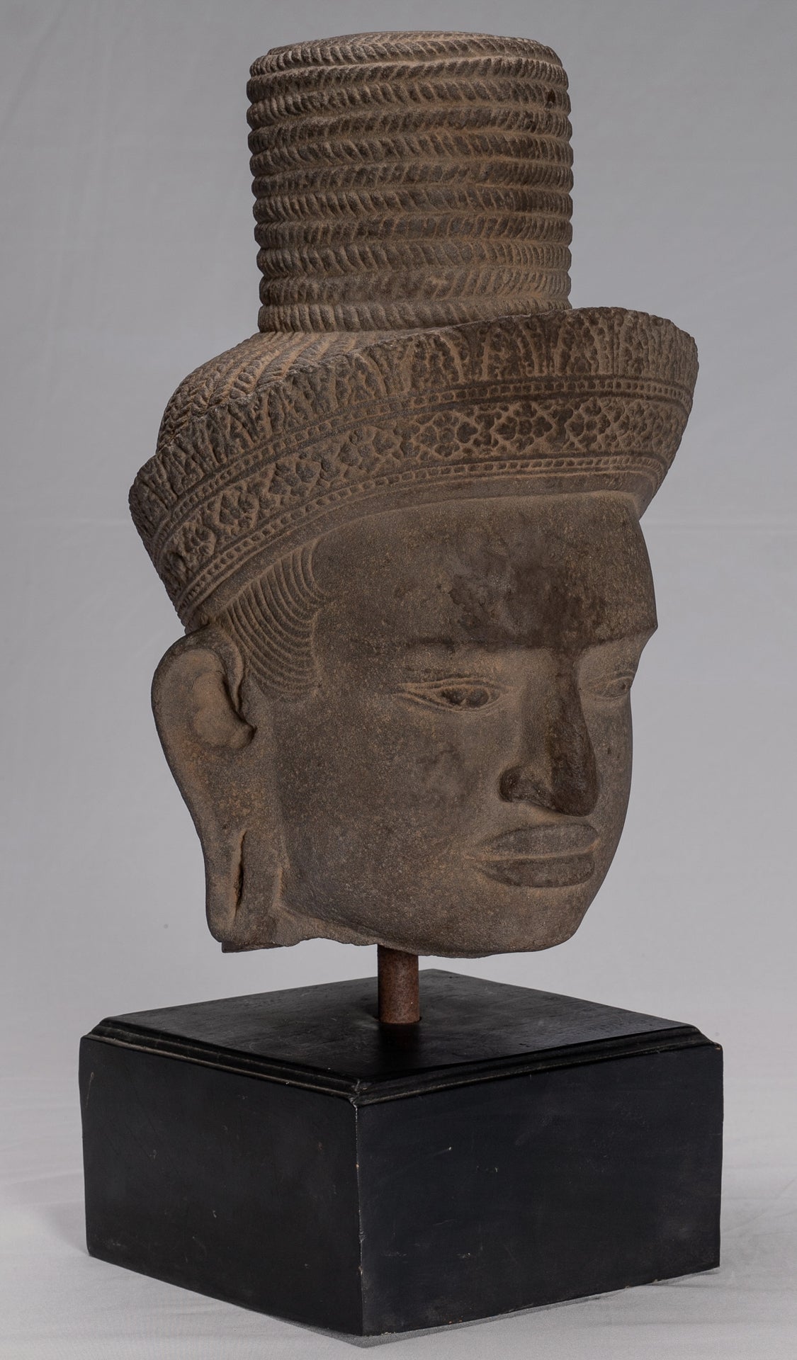 Vishnu Statue - Antique Koh Ker Style Stone Mounted Khmer Vishnu Head - 47cm / 19"