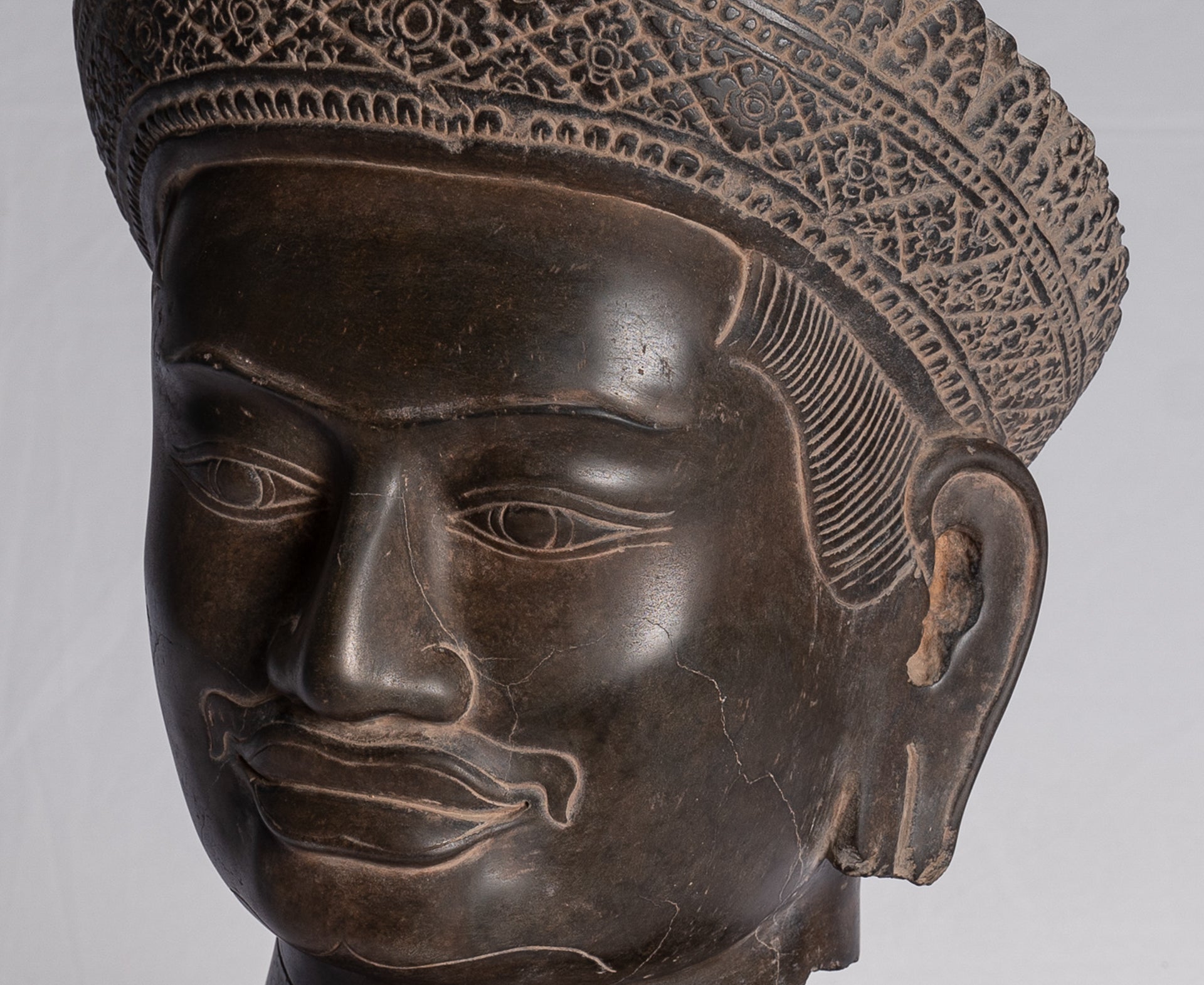 Vishnu Statue - Antique Banteay Srei Style Stone Mounted Khmer Vishnu Head - 44cm / 18"